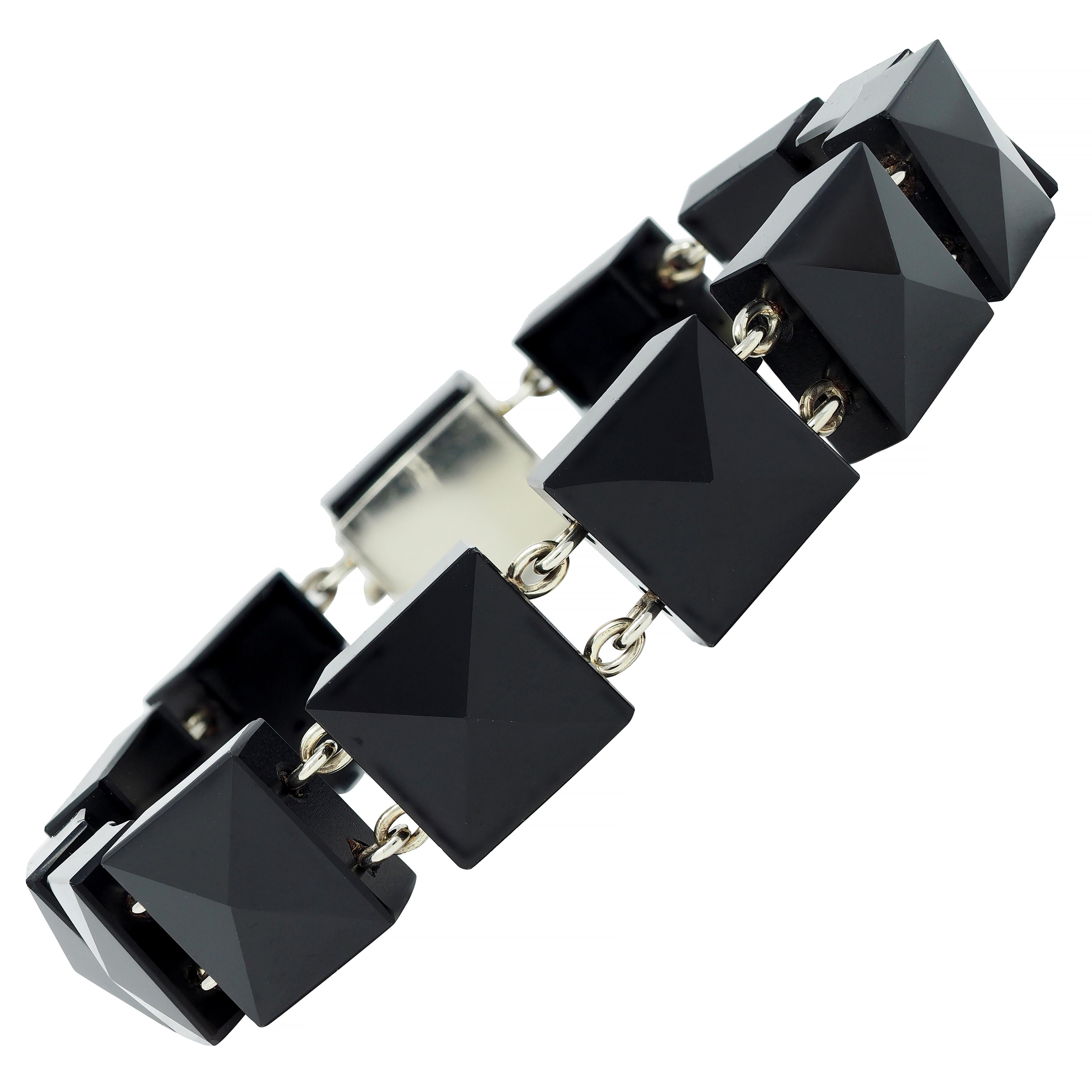 Early Art Deco Onyx 18 Karat White Gold Pyramid Link Antique Bracelet