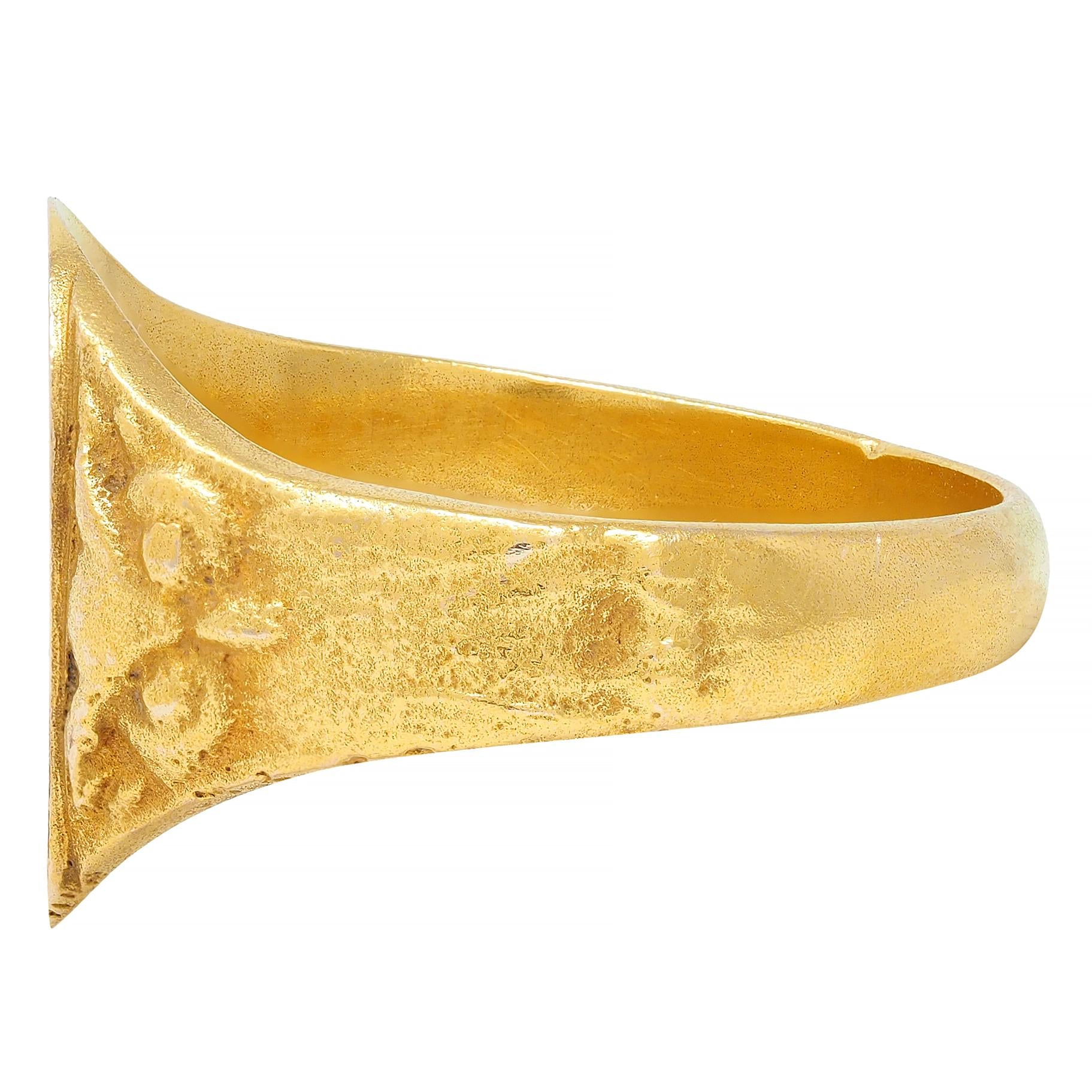 Victorian 14 Karat Yellow Gold Owl Antique Unsiex Bird Animal Signet Ring