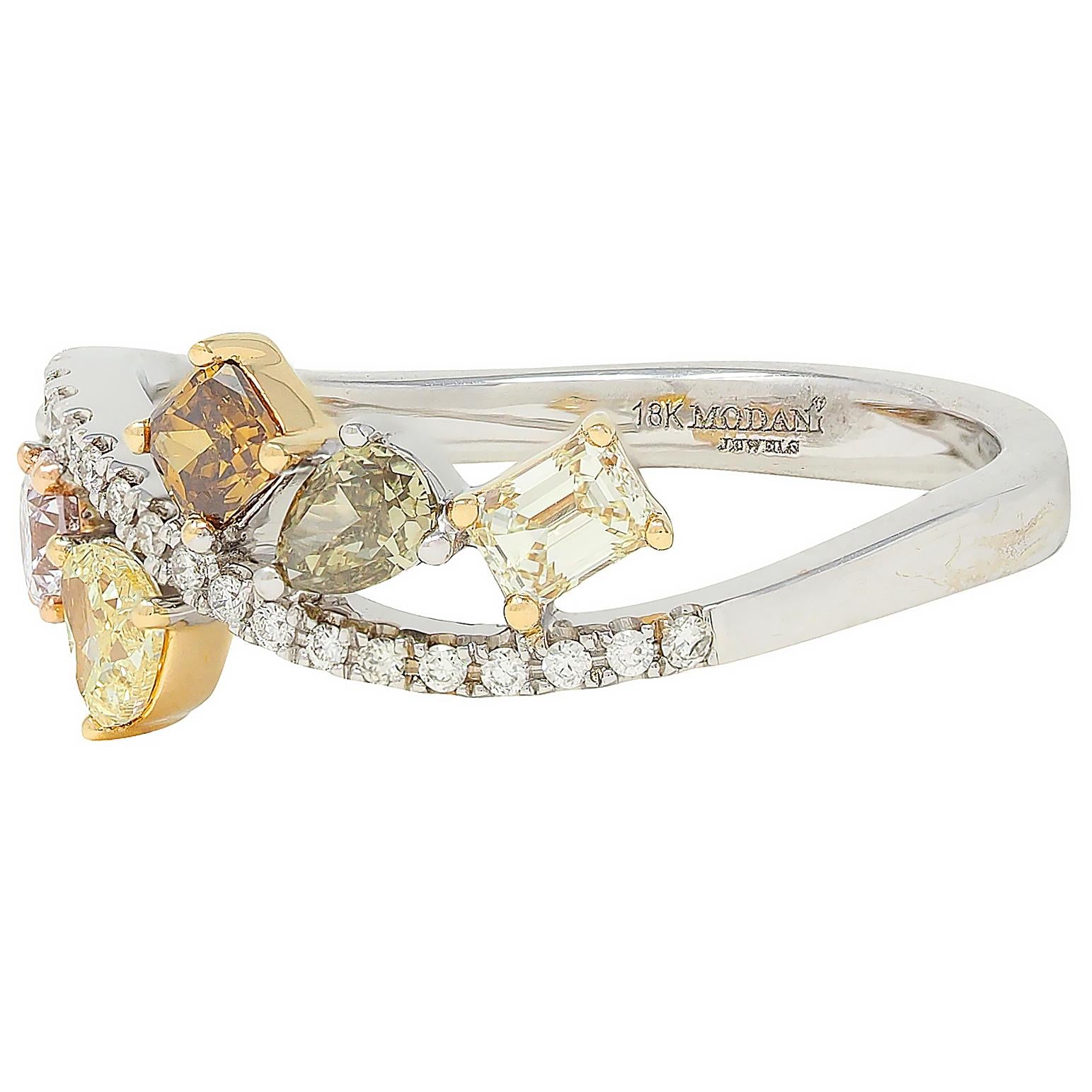 Modani Contemporary Fancy Diamond 18 Karat Two-Tone Gold Band Ring