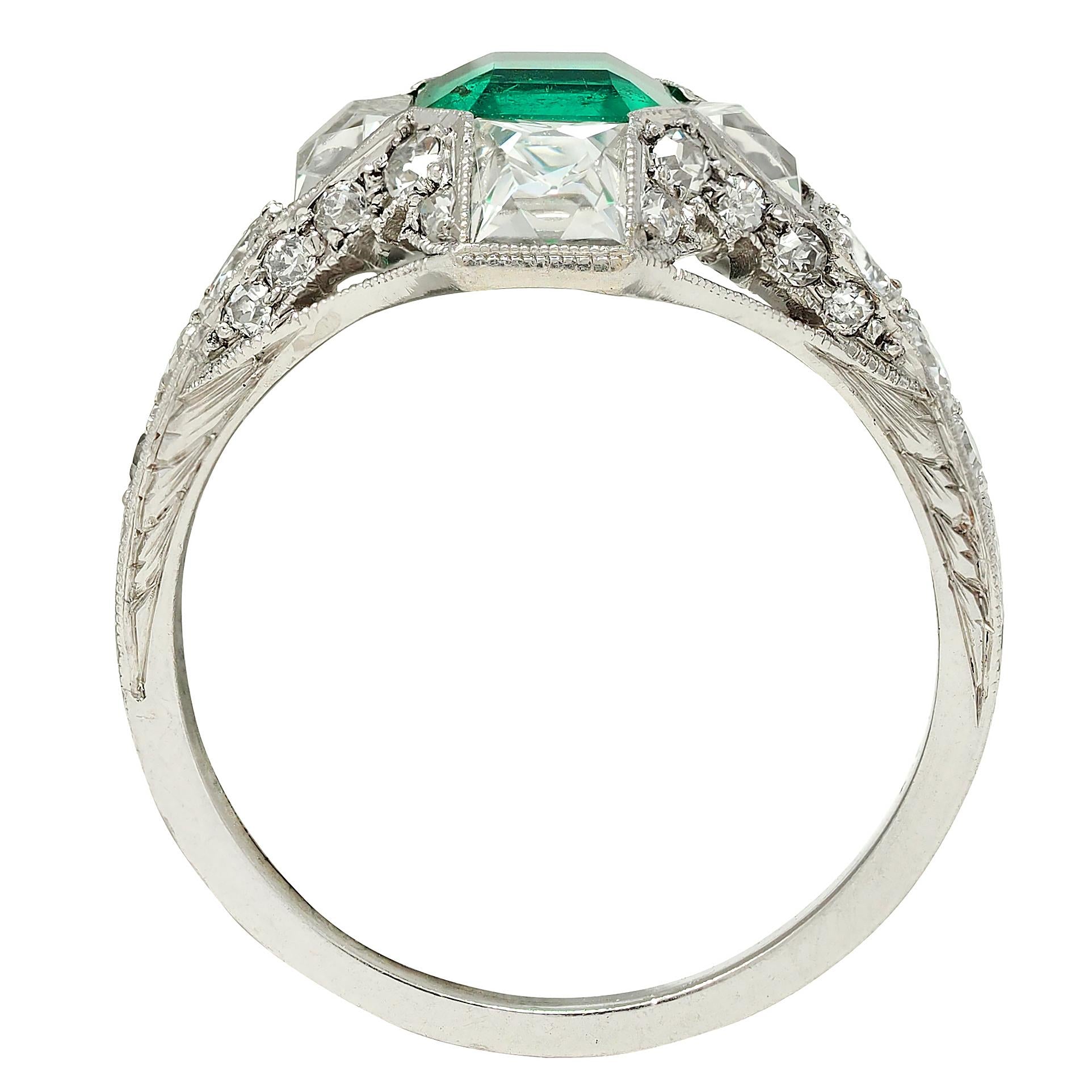 Tiffany & Co. Art Deco Emerald French Diamond Platinum Antique Quatrefoil Ring