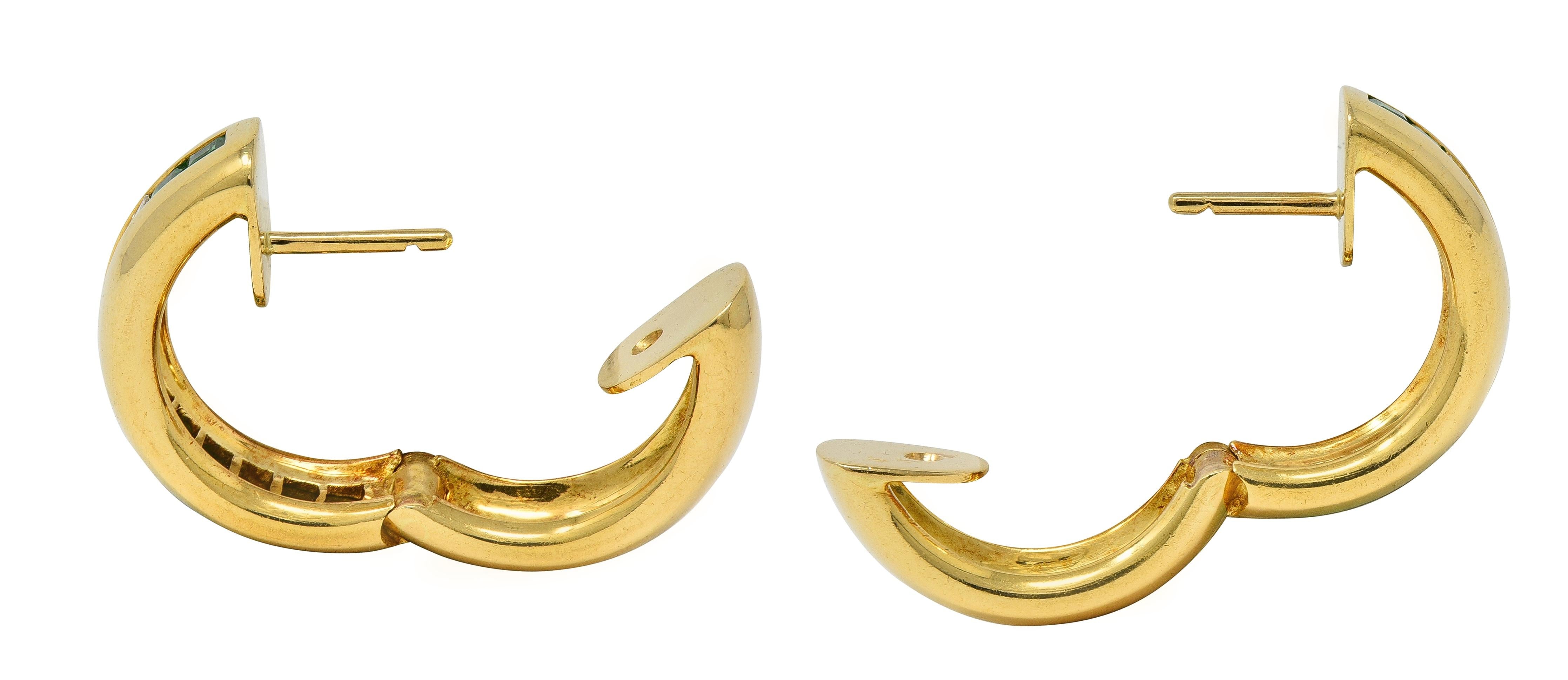 Contemporary Diamond Emerald 18 Karat Yellow Gold Huggie Hoop Earrings