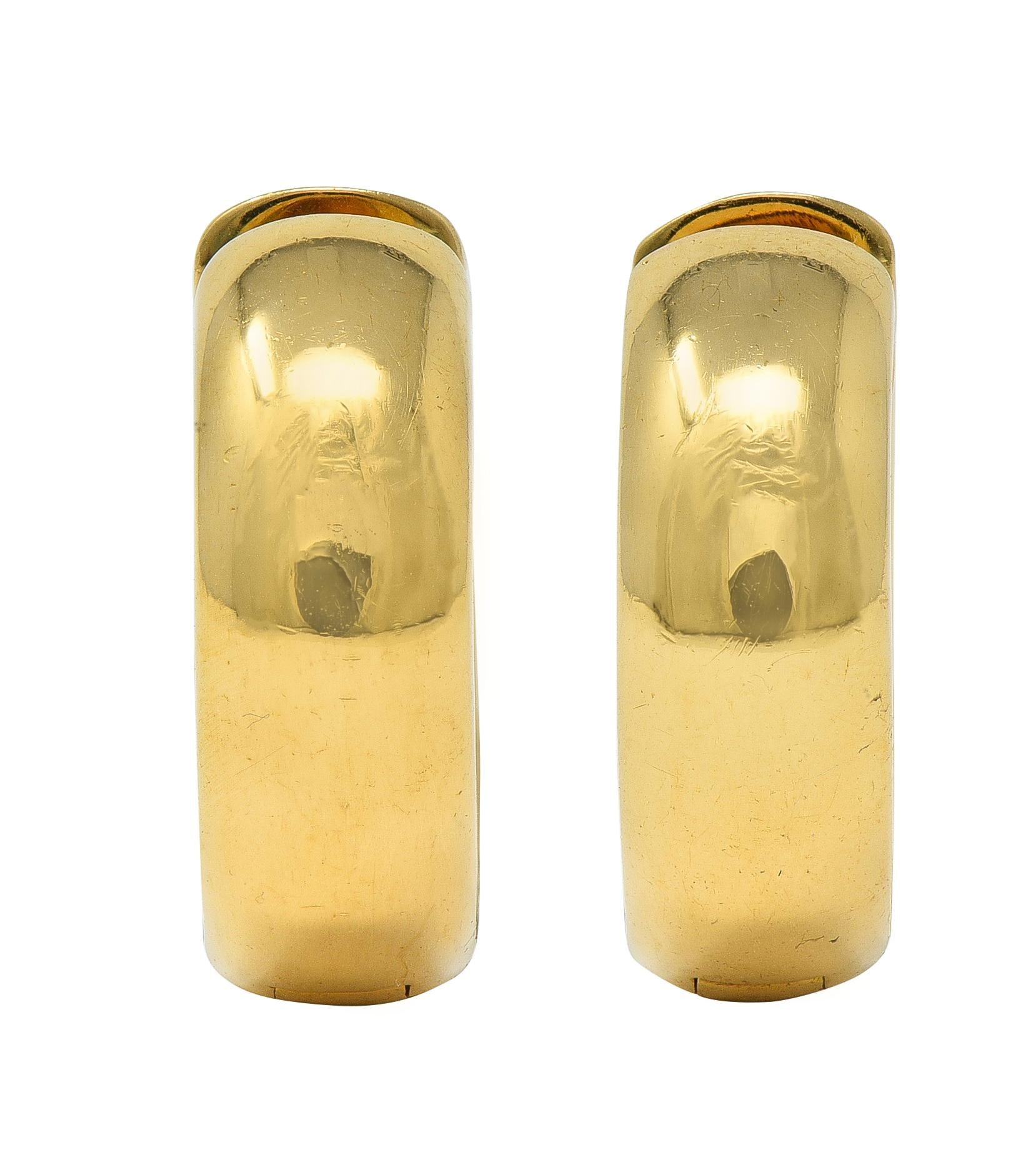 Contemporary Diamond Emerald 18 Karat Yellow Gold Huggie Hoop Earrings