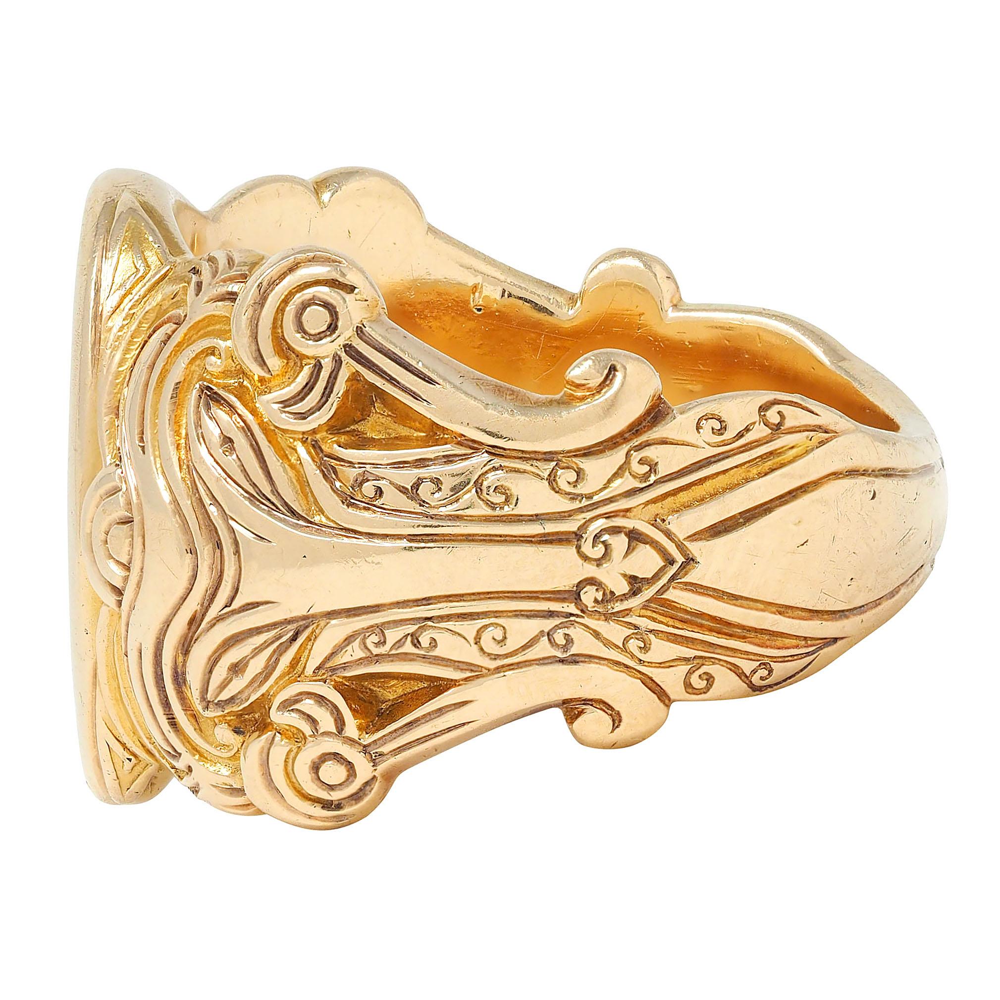 Victorian 14 Karat Yellow Gold Antique Heraldic Unisex Signet Ring