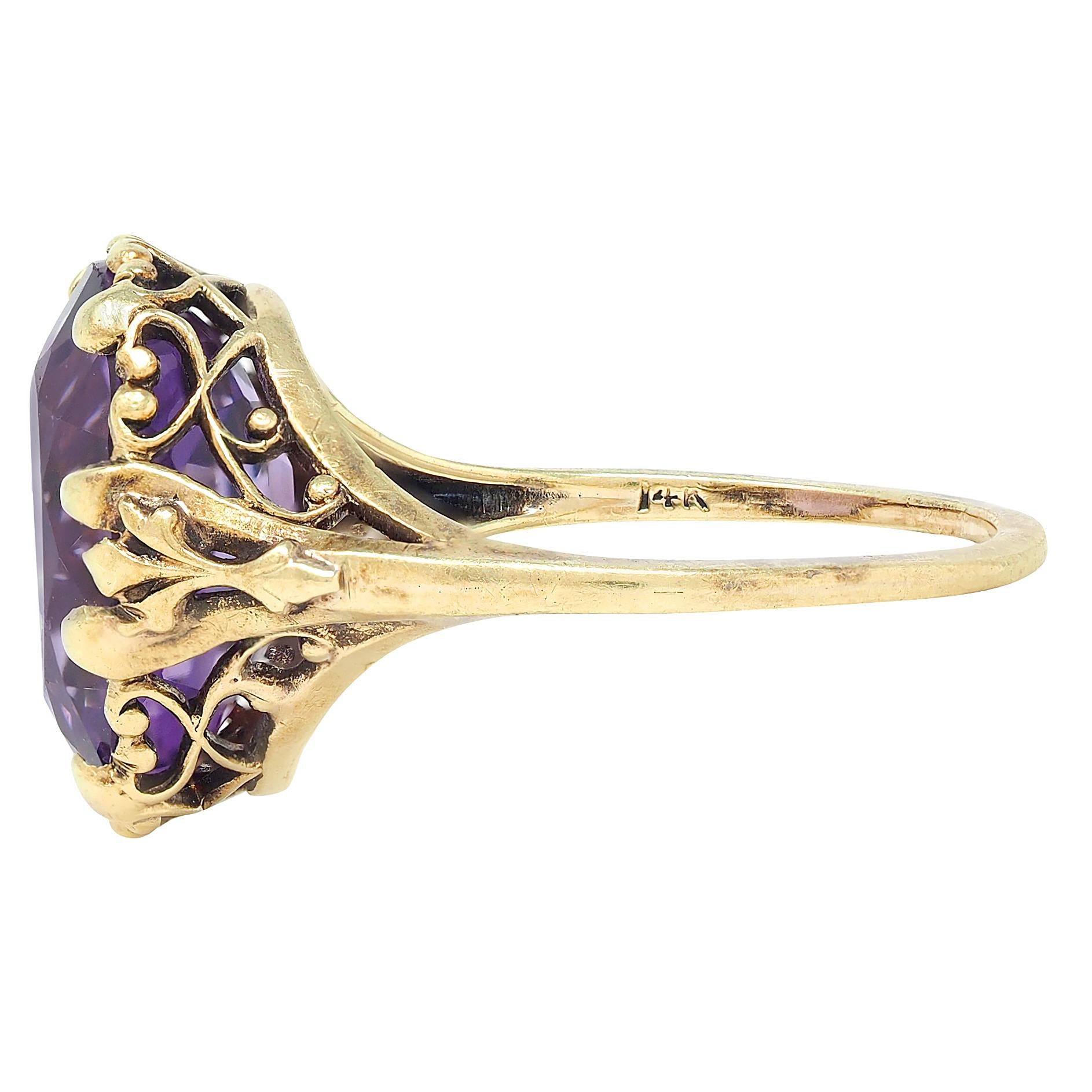 Early Art Deco 4.85 CTW Amethyst 14K Yellow Gold Heart Filigree Cocktail Ring