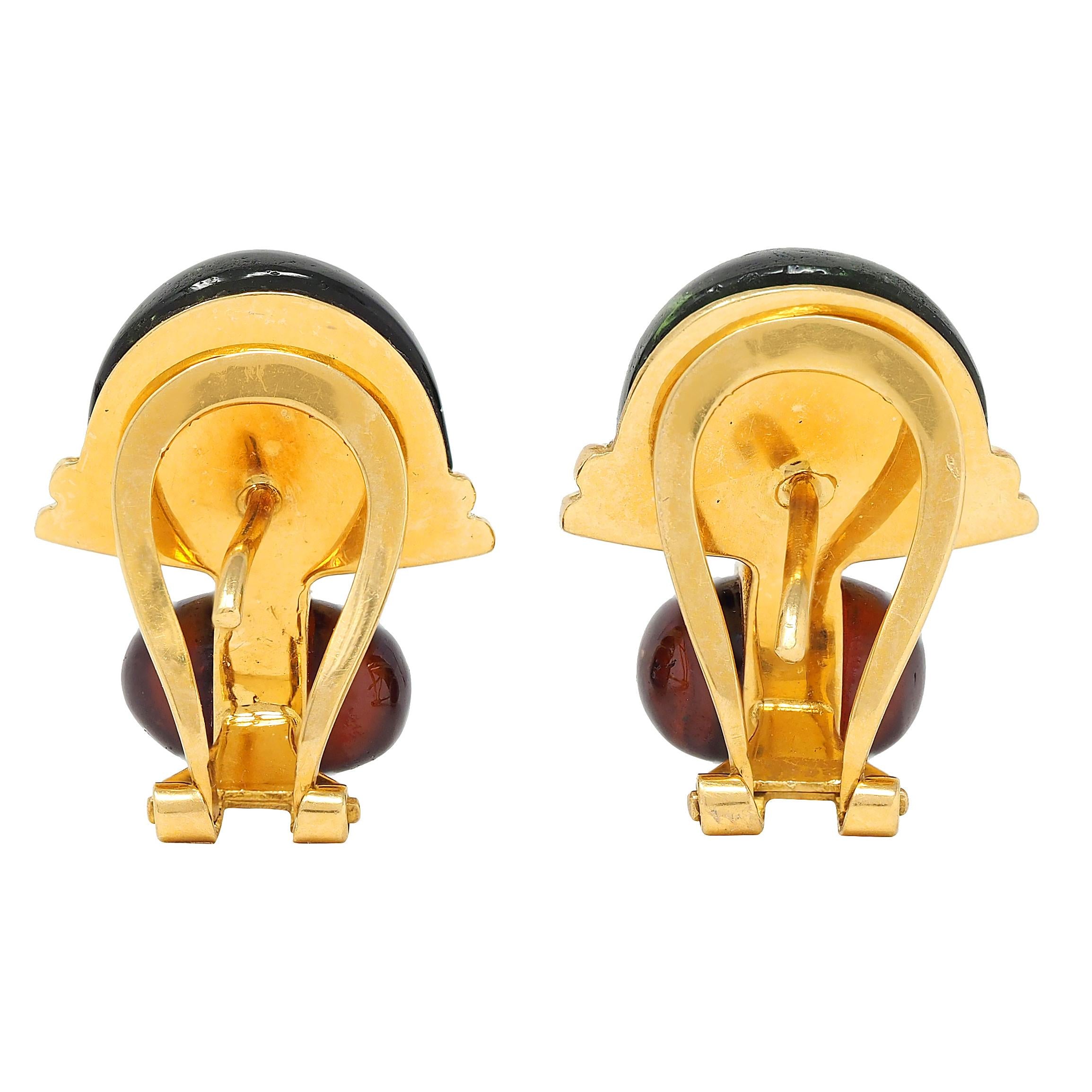 H. Stern 1980's Garnet Tourmaline 18 Karat Yellow Gold Vintage Cabochon Earrings