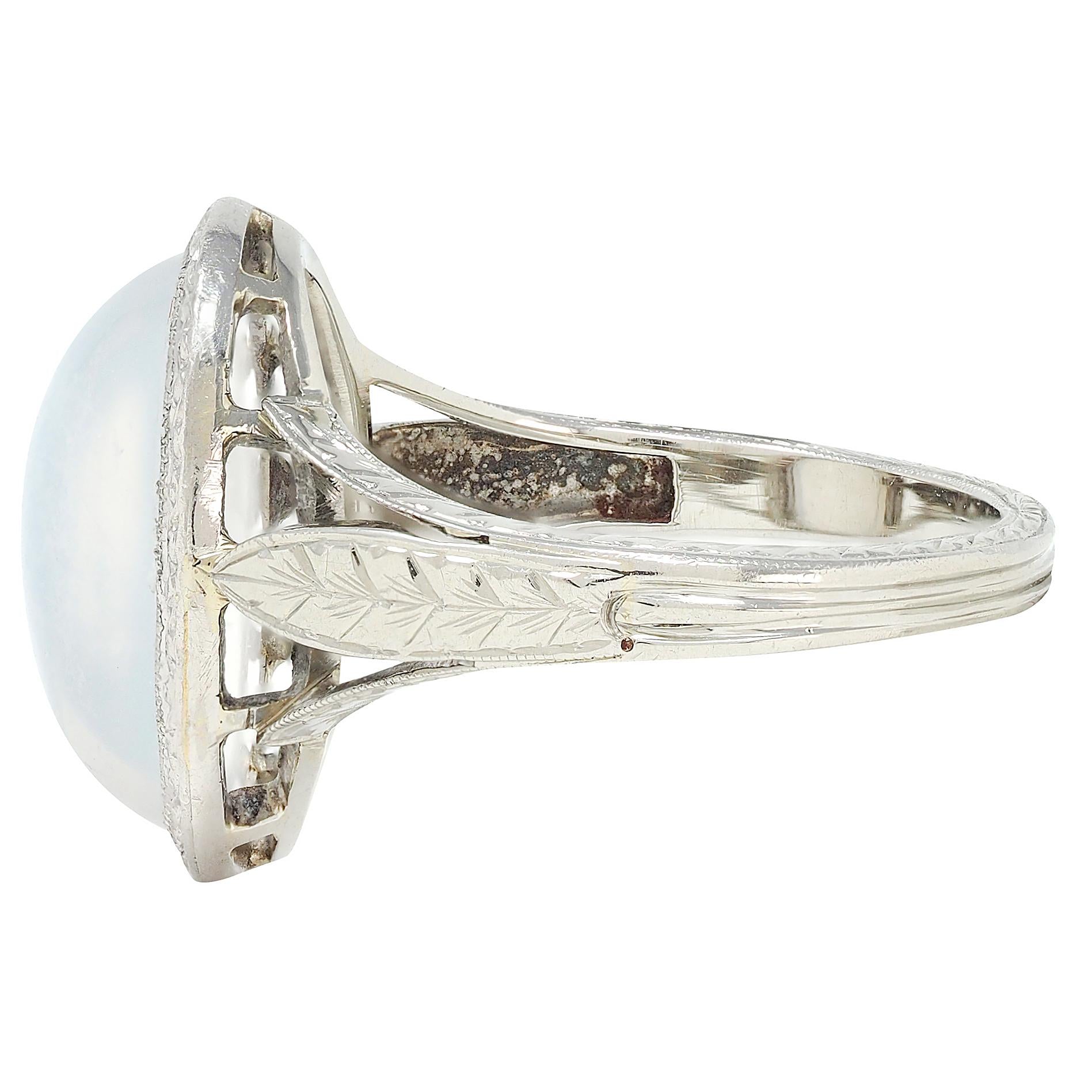 Art Deco Moonstone 18 Karat White Gold Vintage Wheat Dinner Ring