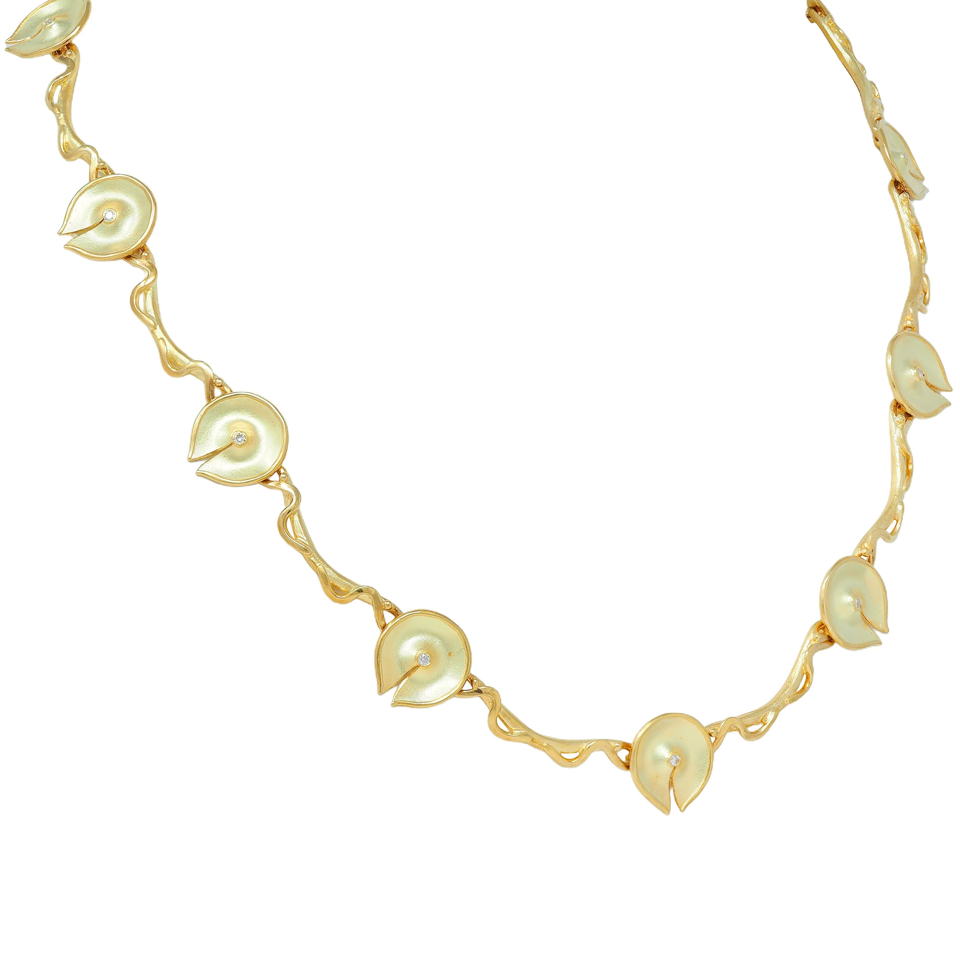 Modernist Diamond 18 Karat Yellow Gold Vintage Lily Pad Chain Necklace