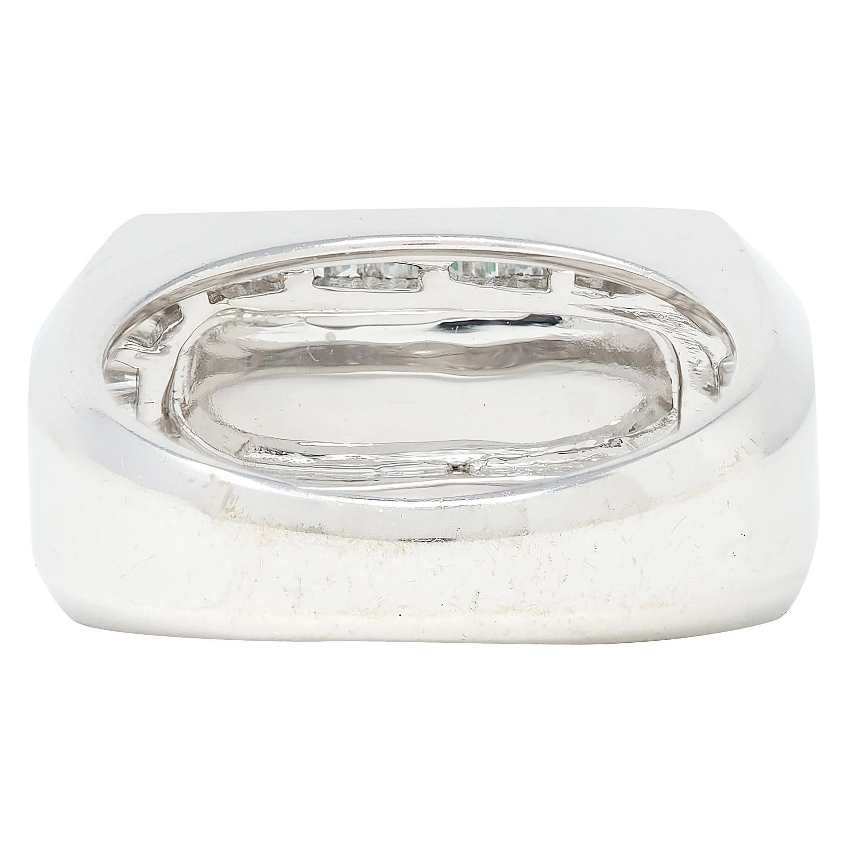 Contemporary Type A Jadeite Jade Diamond 18 Karat White Gold Halo Ring GIA