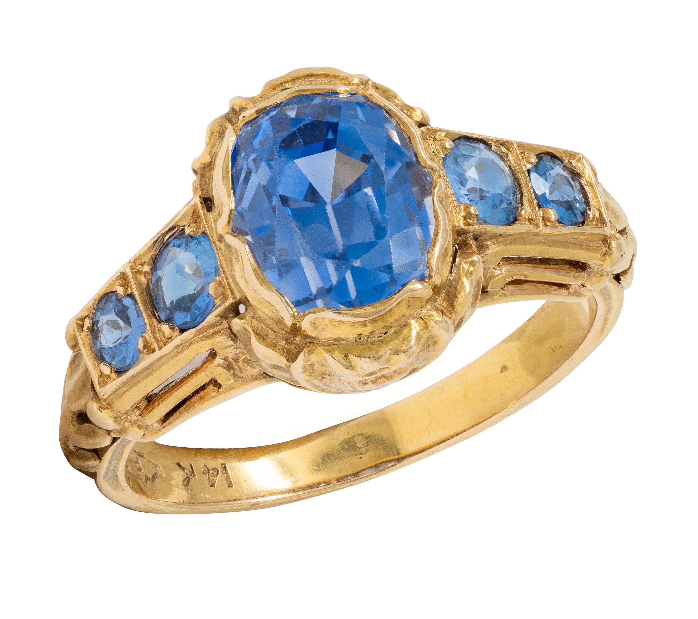 1905 Art Nouveau 3.54 CTW Sapphire 14 Karat Yellow Gold Antique Flower Ring