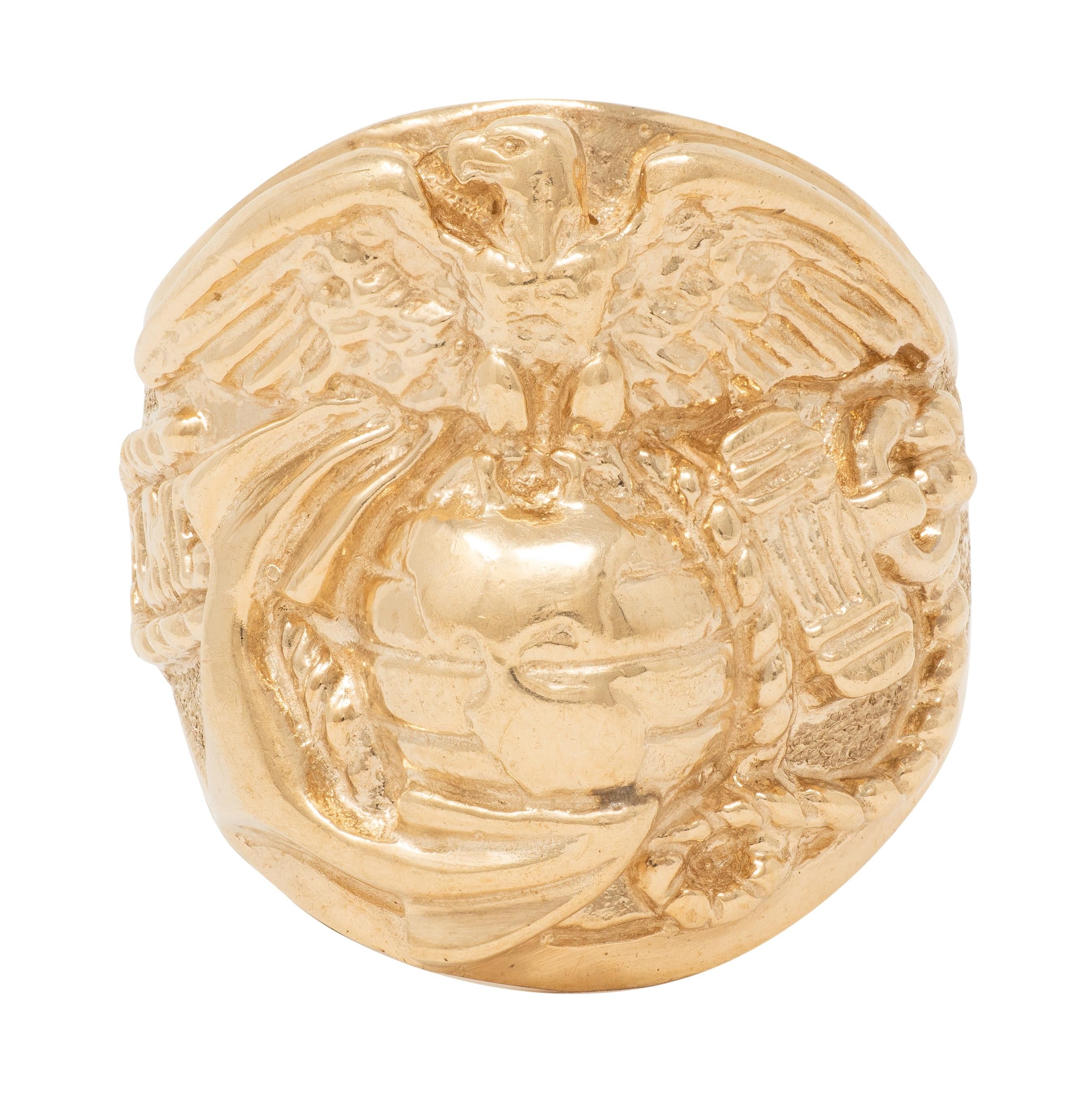 Retro 10 Karat Yellow Gold Vintage WW2 Marine Corps Signet Ring