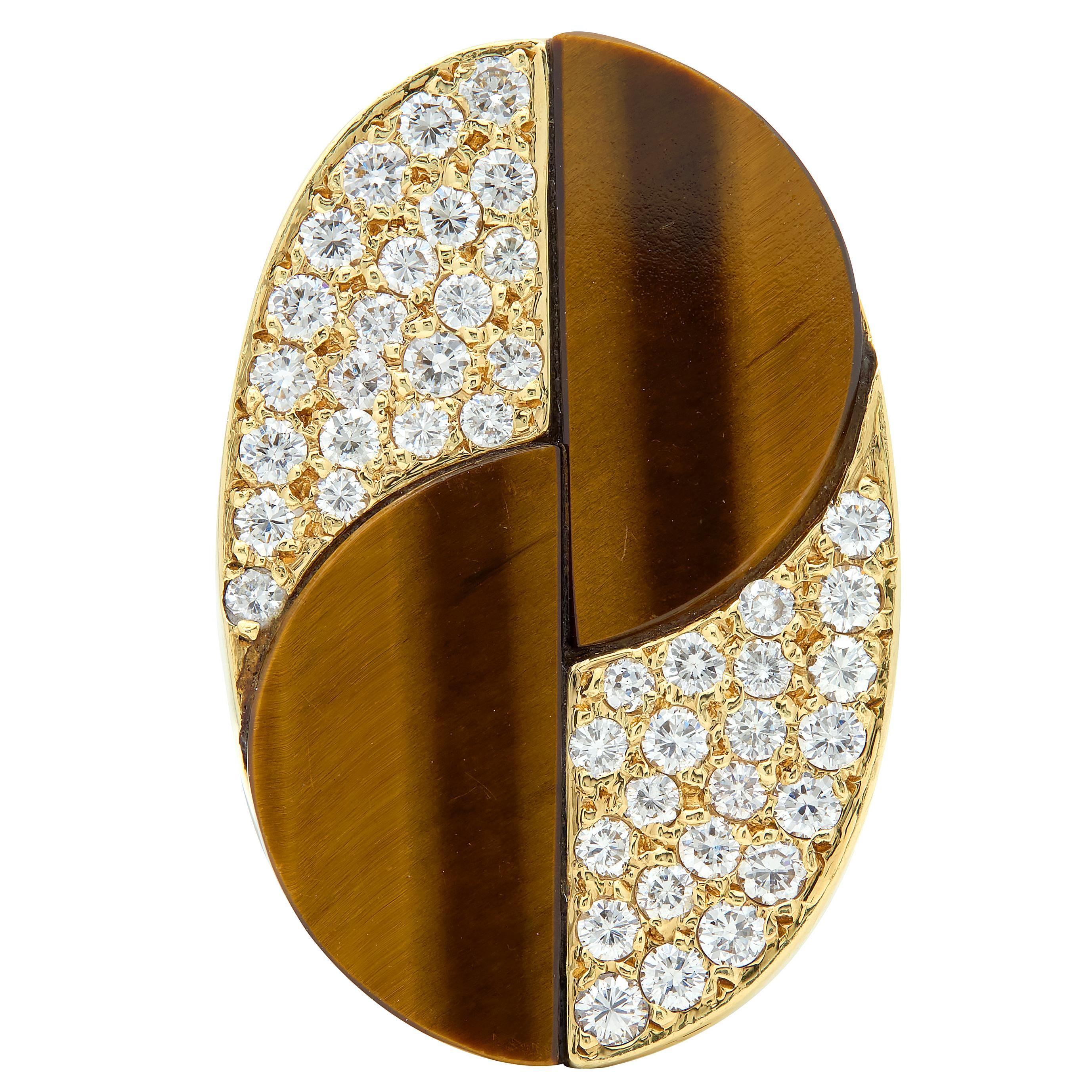 Bvlgari 1970's Diamond Tiger's Eye Quartz 18 Karat Yellow Gold Vintage Ring