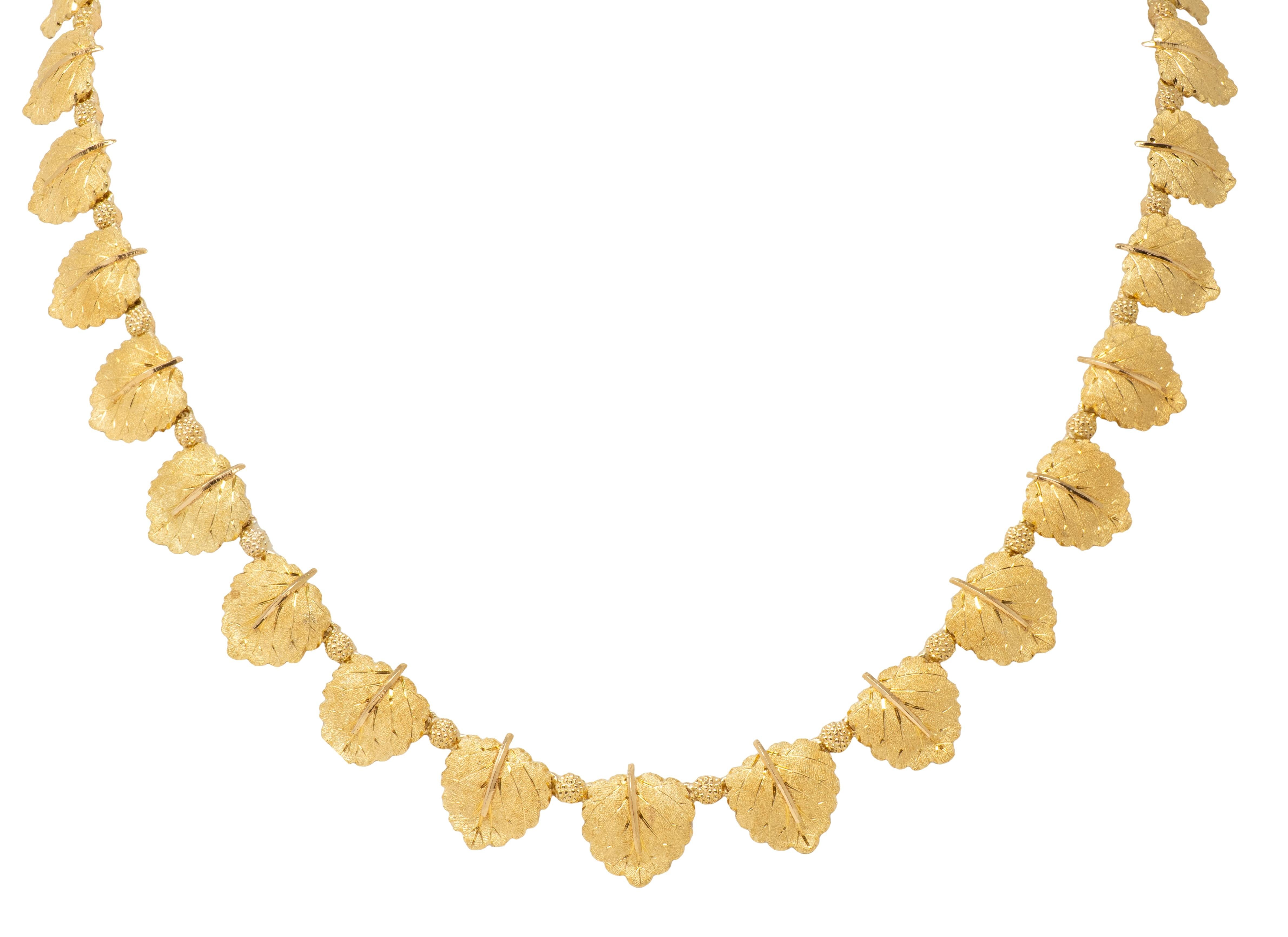 Mario Buccellati 1970's 18K Gold Vintage Mulberry Leaf & Berry Chain Necklace