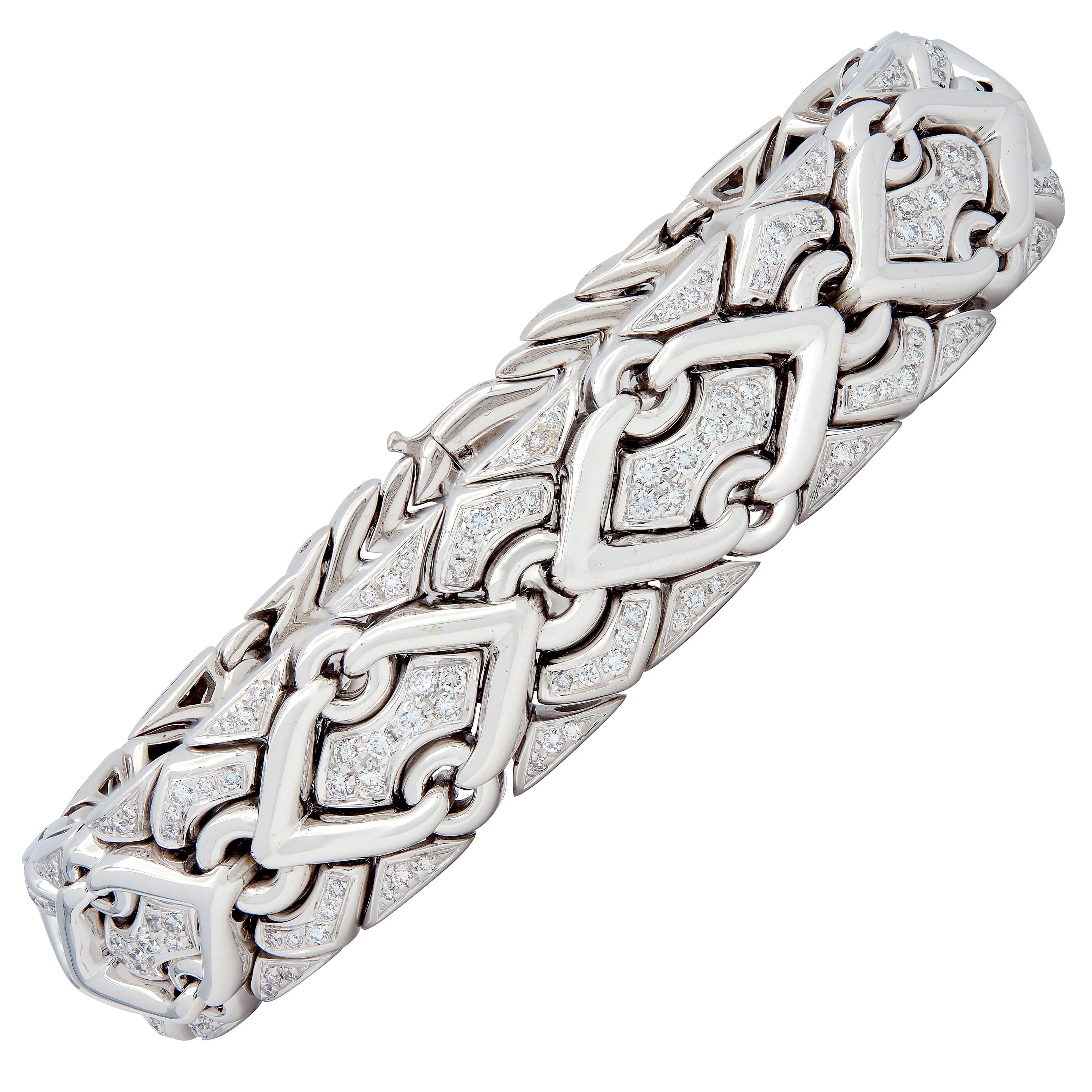 Bulgari 1990's Round Diamond 18 Karat White Gold Vintage Trika Bracelet