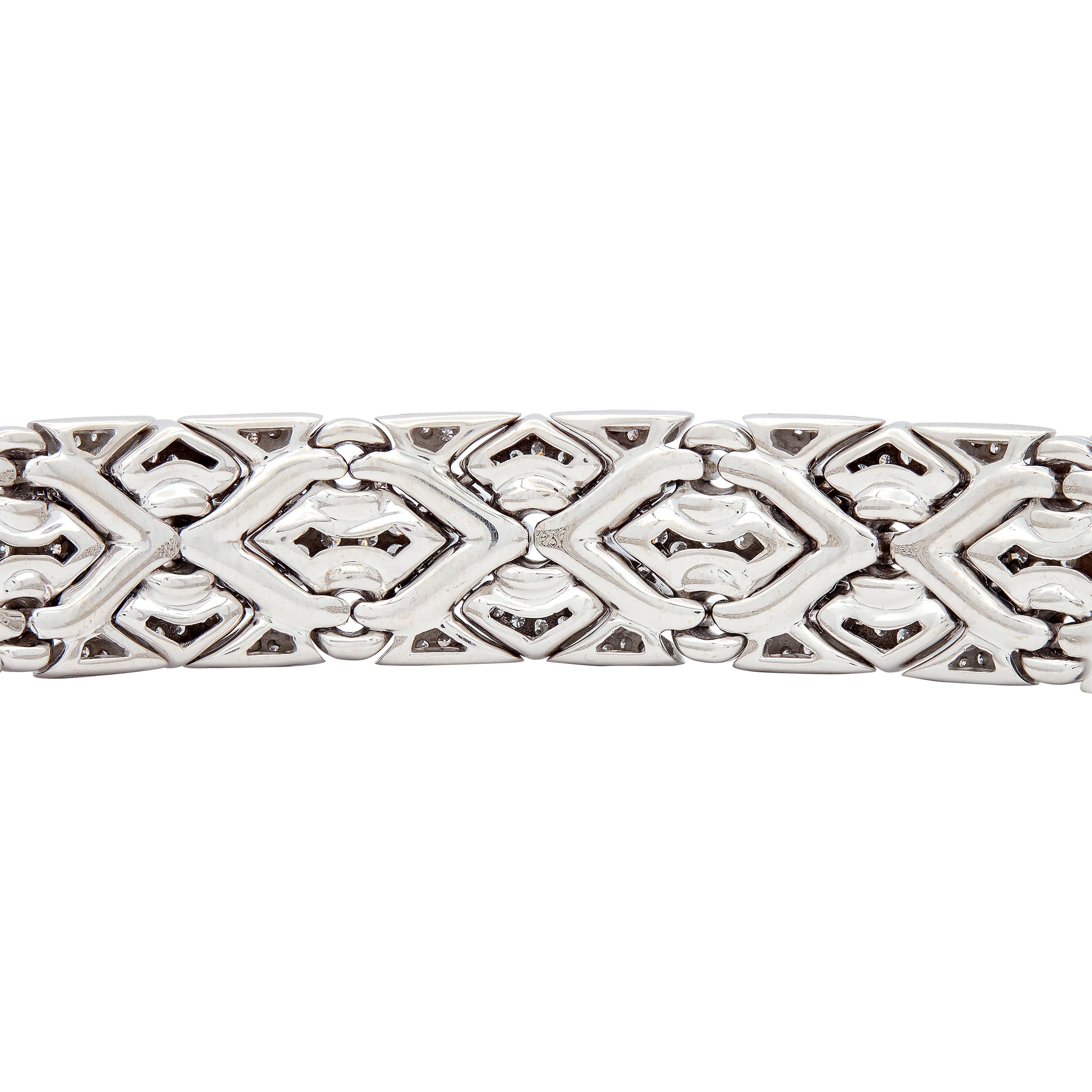 Bulgari 1990's Round Diamond 18 Karat White Gold Vintage Trika Bracelet
