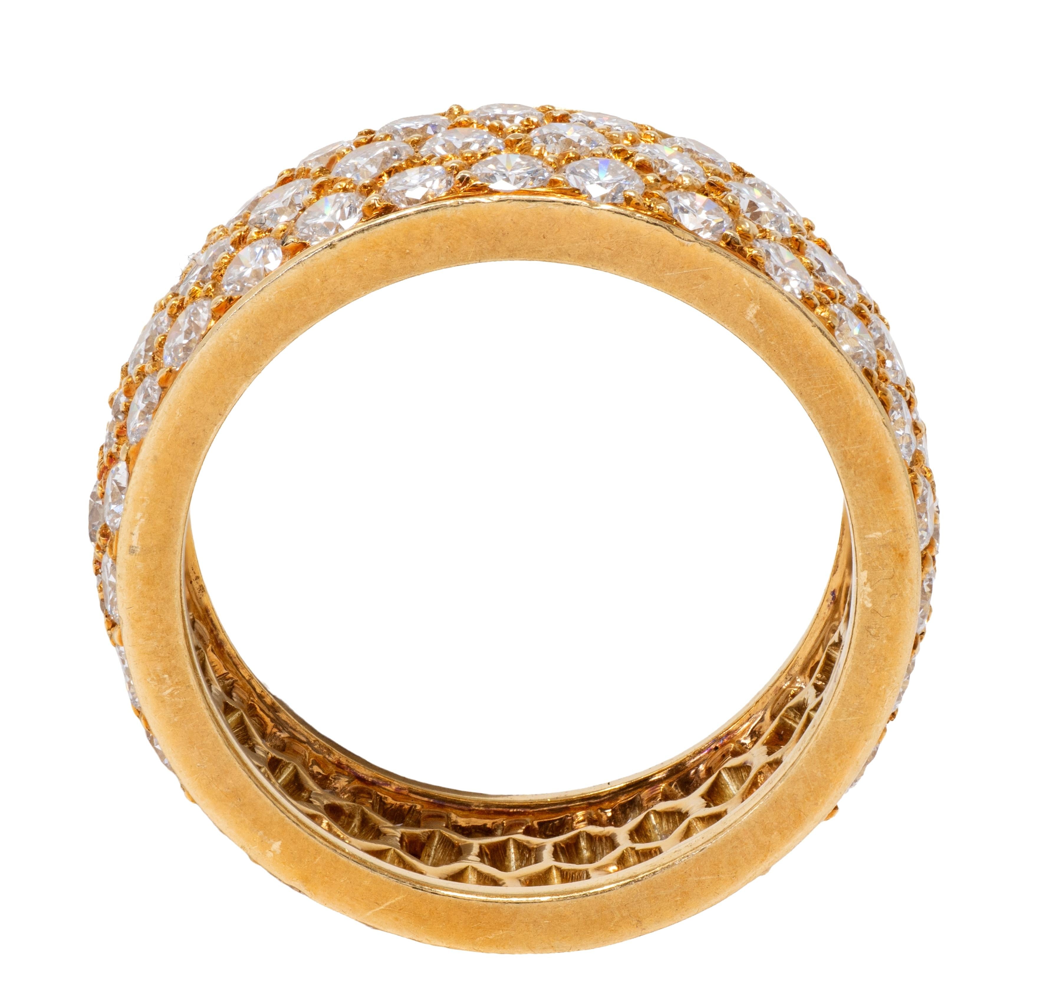 Van Cleef & Arpels 1980's Diamond 18K Yellow Gold Vintage Pavé Band Ring