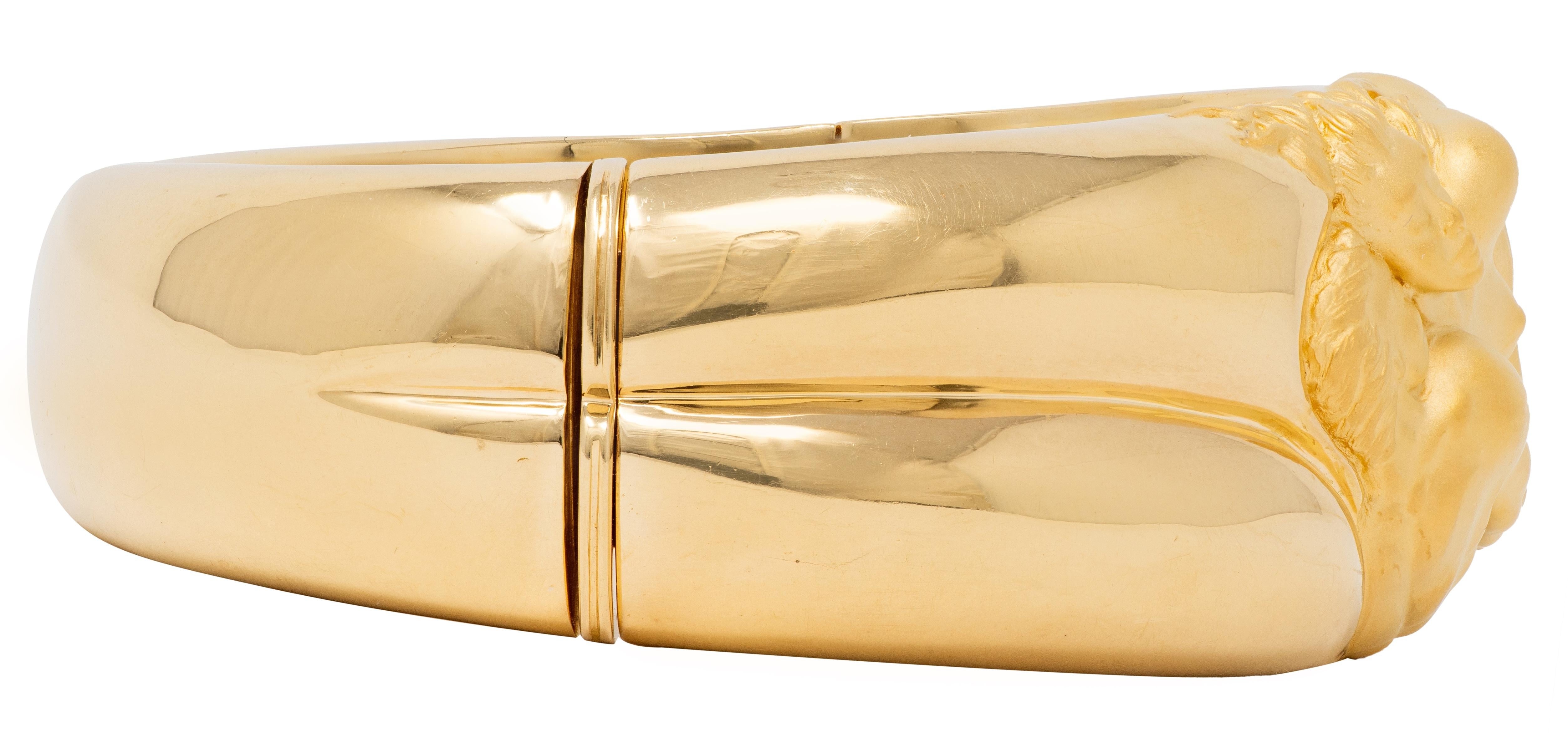 Carrera Y Carrera 2000's 18 Karat Yellow Gold Vintage Eden Bangle Bracelet
