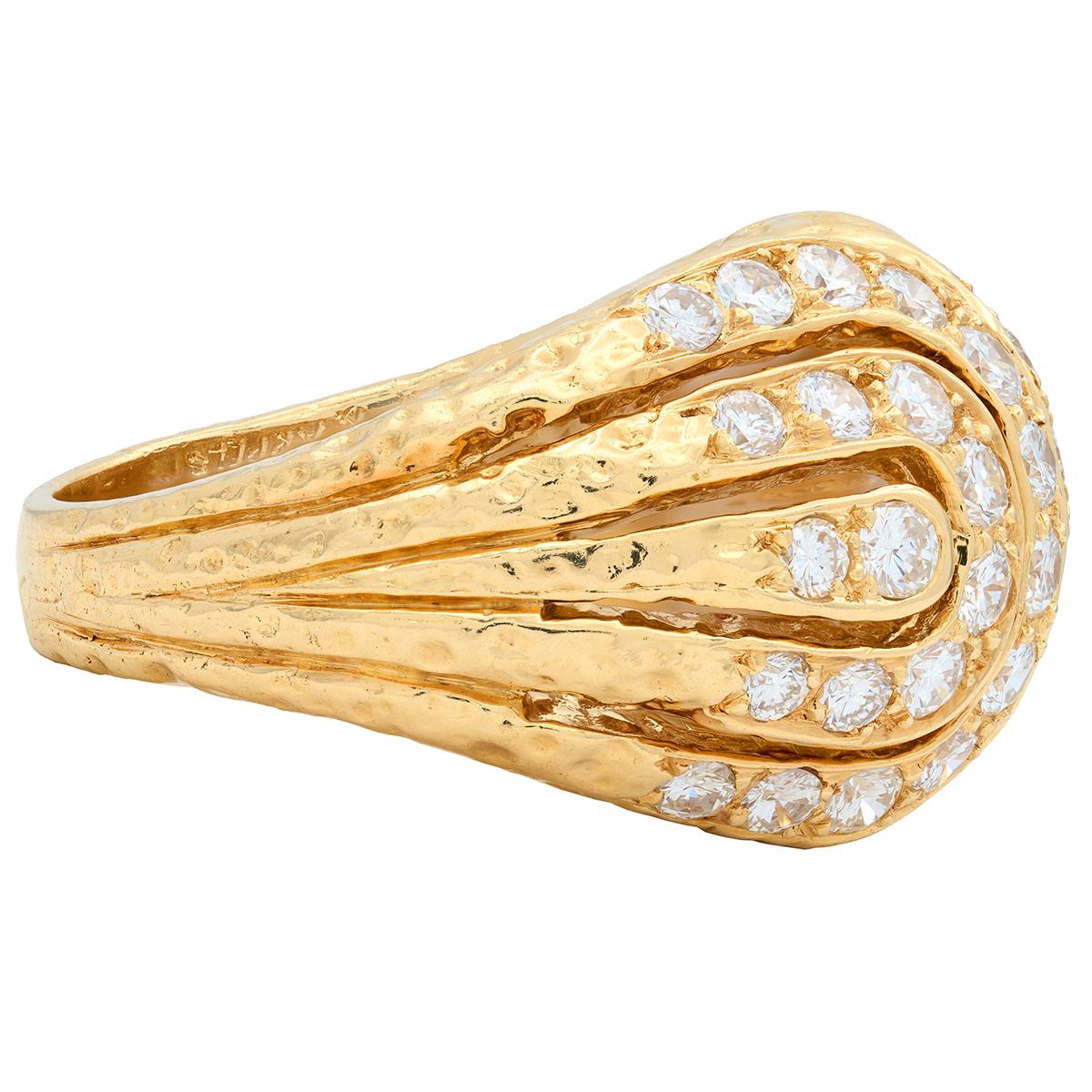 Van Cleef & Arpels French 1970's Diamond 18 Karat Yellow Gold Vintage Dome Ring