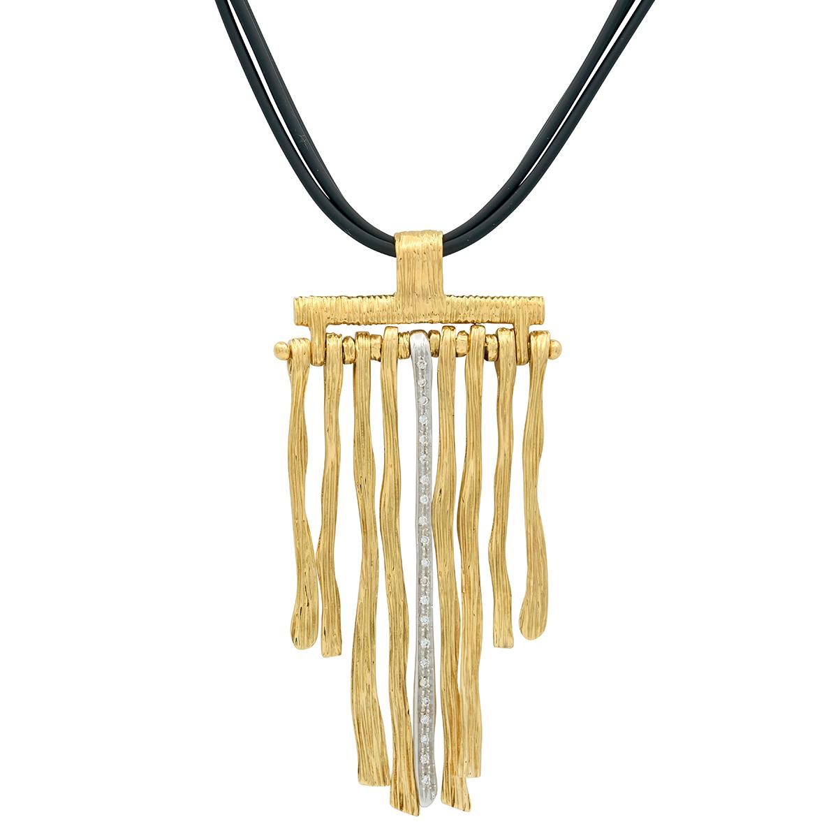 Roberto Coin 2000's Diamond 18K Gold Contemporary Elephantino Pendant Necklace