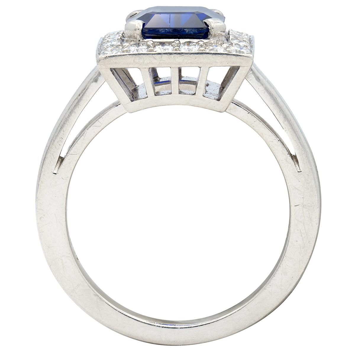 Tiffany & Co. Mid-Century No Heat Sapphire Diamond Platinum Vintage Halo Ring