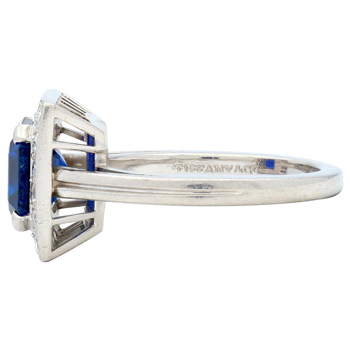 Tiffany & Co. Mid-Century No Heat Sapphire Diamond Platinum Vintage Halo Ring