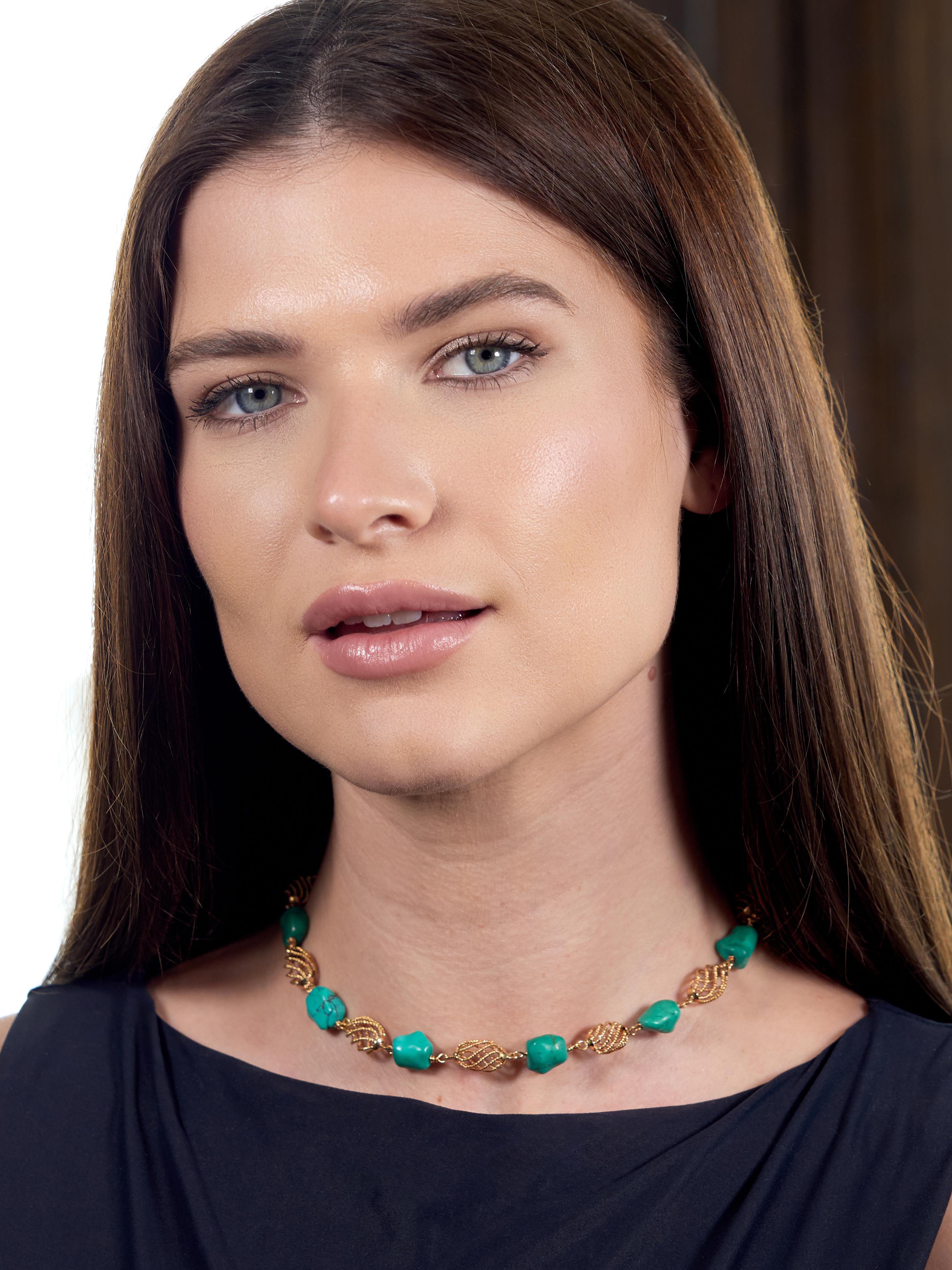 1960's Turquoise Nugget 18 Karat Yellow Gold Spiral Bead Vintage Collar Necklace