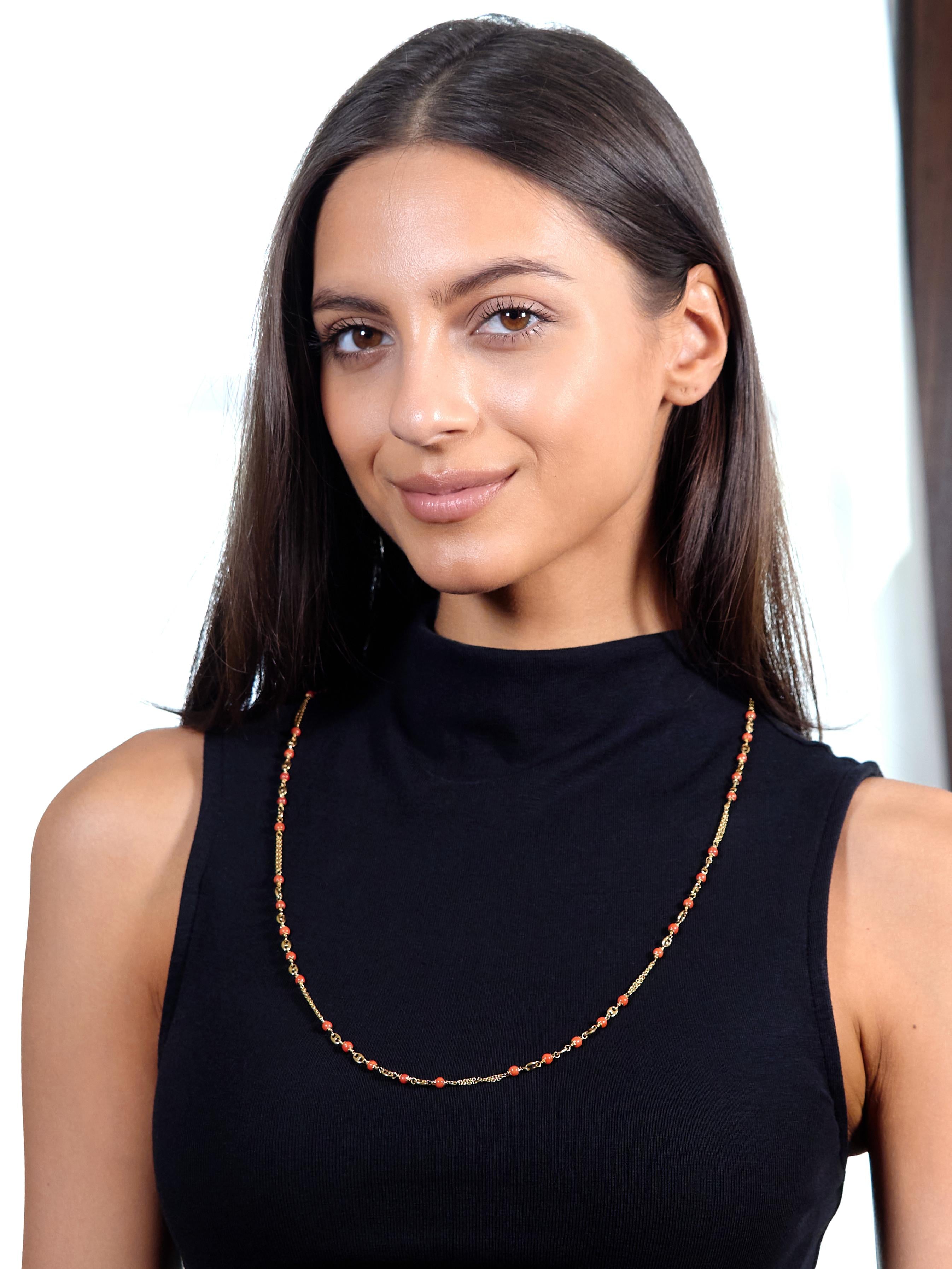 1960's Coral 18 Karat Yellow Gold Vintage Beaded Station Necklace