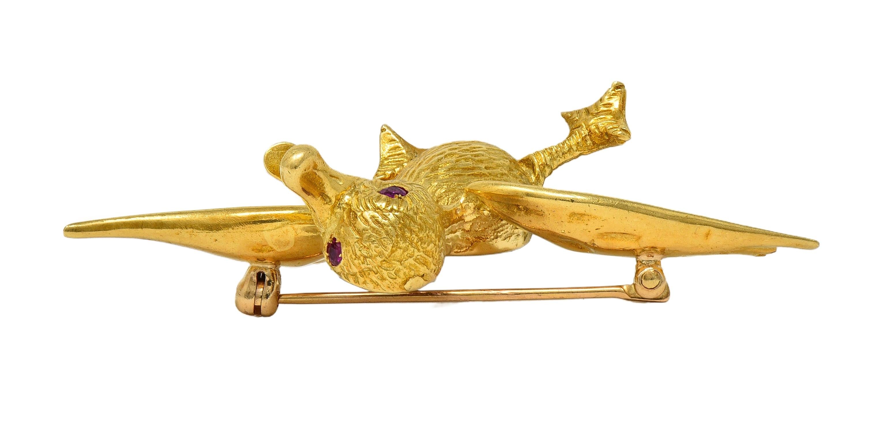 1960's Ruby 18 Karat Yellow Gold Vintage Duck Whimsical Bird Brooch