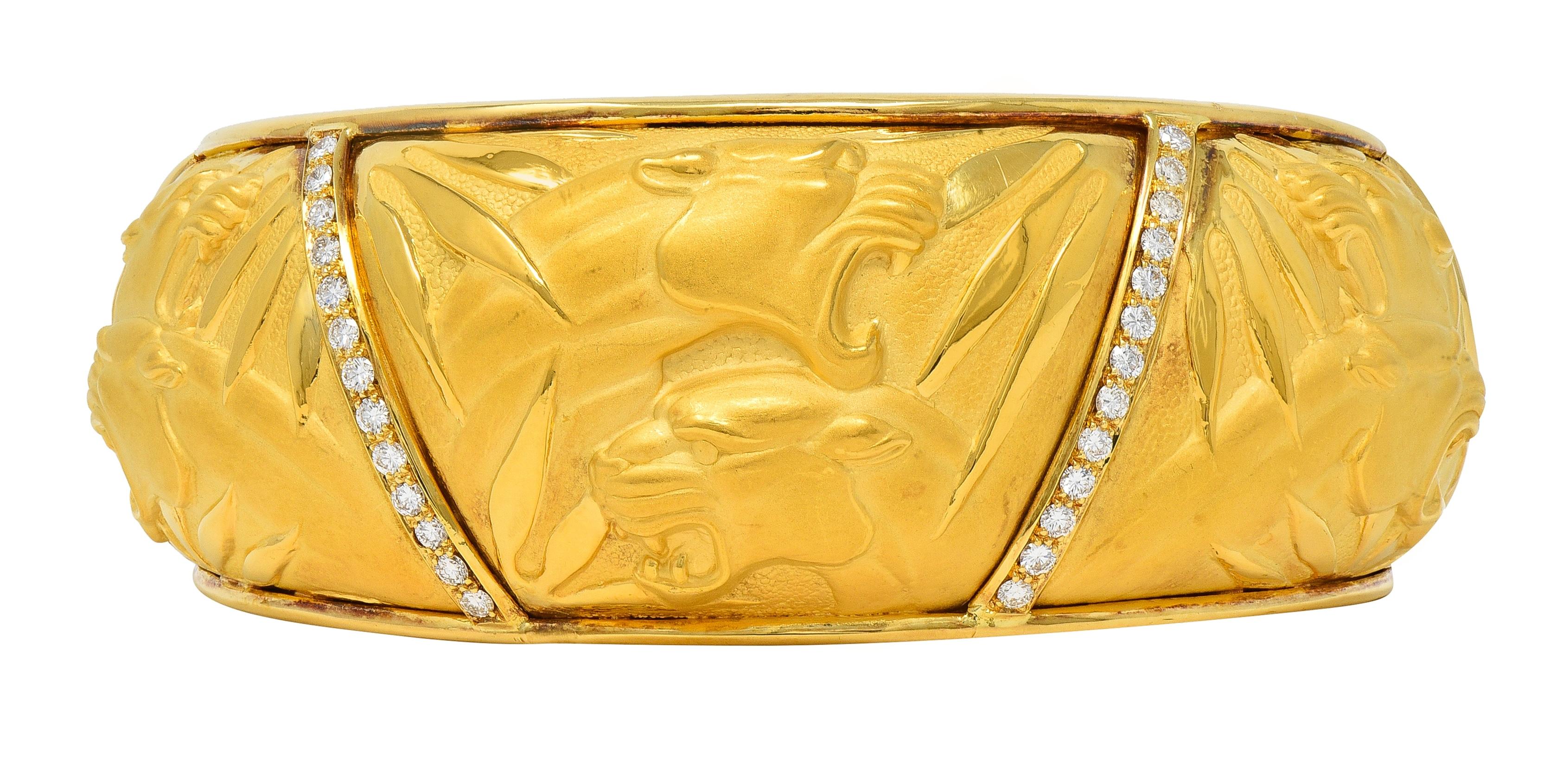 Carrera y Carrera 1990's Diamond 18K Gold Vintage Panther Cuff Bracelet