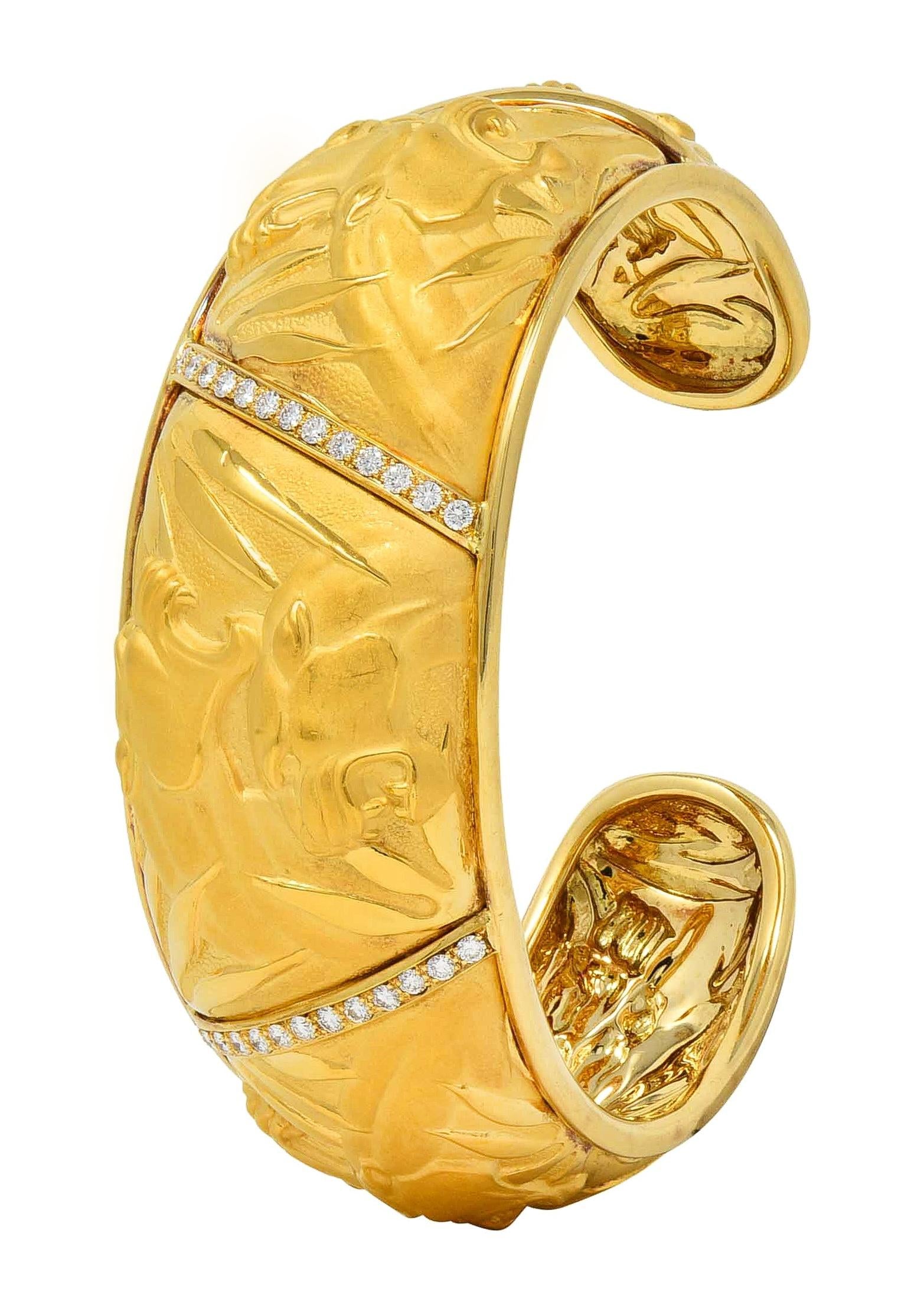 Carrera y Carrera 1990's Diamond 18K Gold Vintage Panther Cuff Bracelet