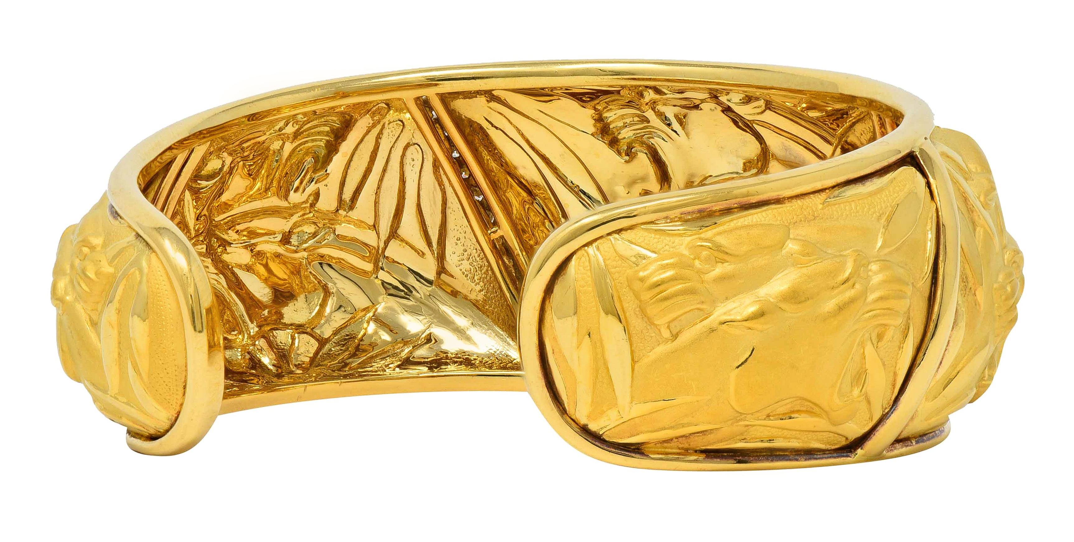 Carrera y Carrera 1990's Diamond 18K Gold Vintage Panther Cuff Bracelet