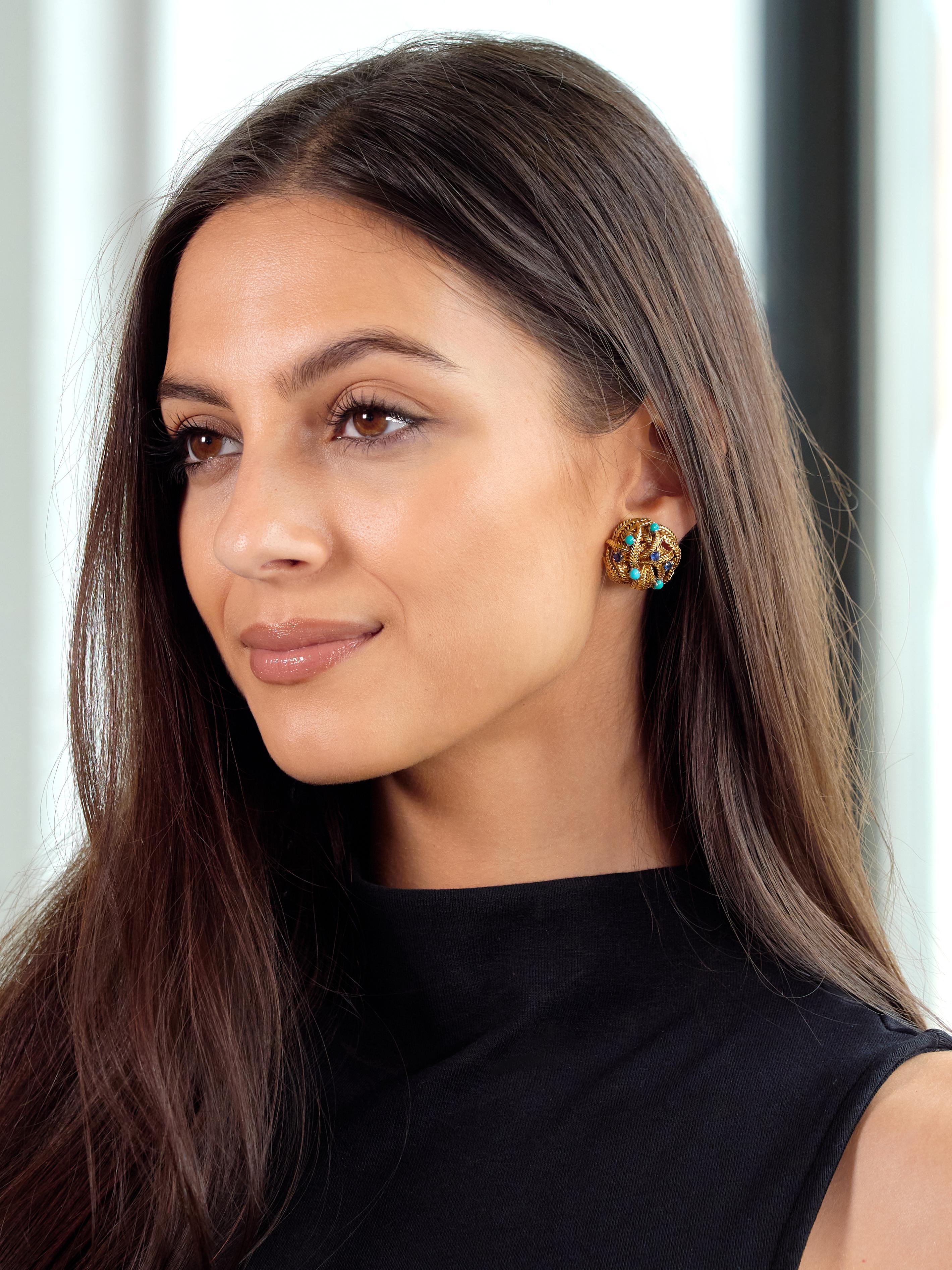 David Webb 1960's Sapphire Turquoise 18K Gold Platinum Feather Ear-Clip Earrings