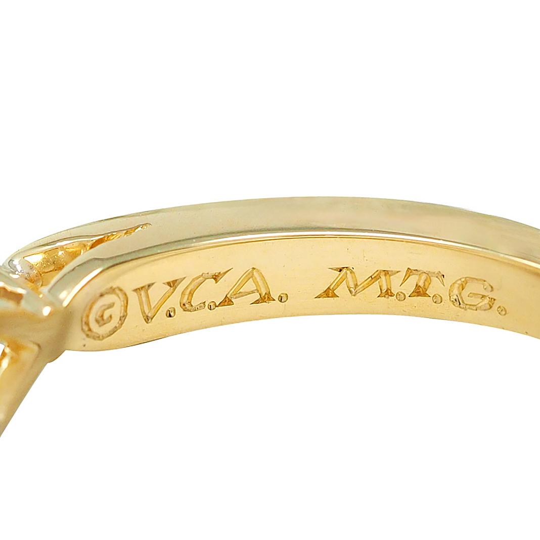 Van Cleef & Arpels 1990's 5.31 CTW Fancy Green Diamond 18K Gold Vintage Ring