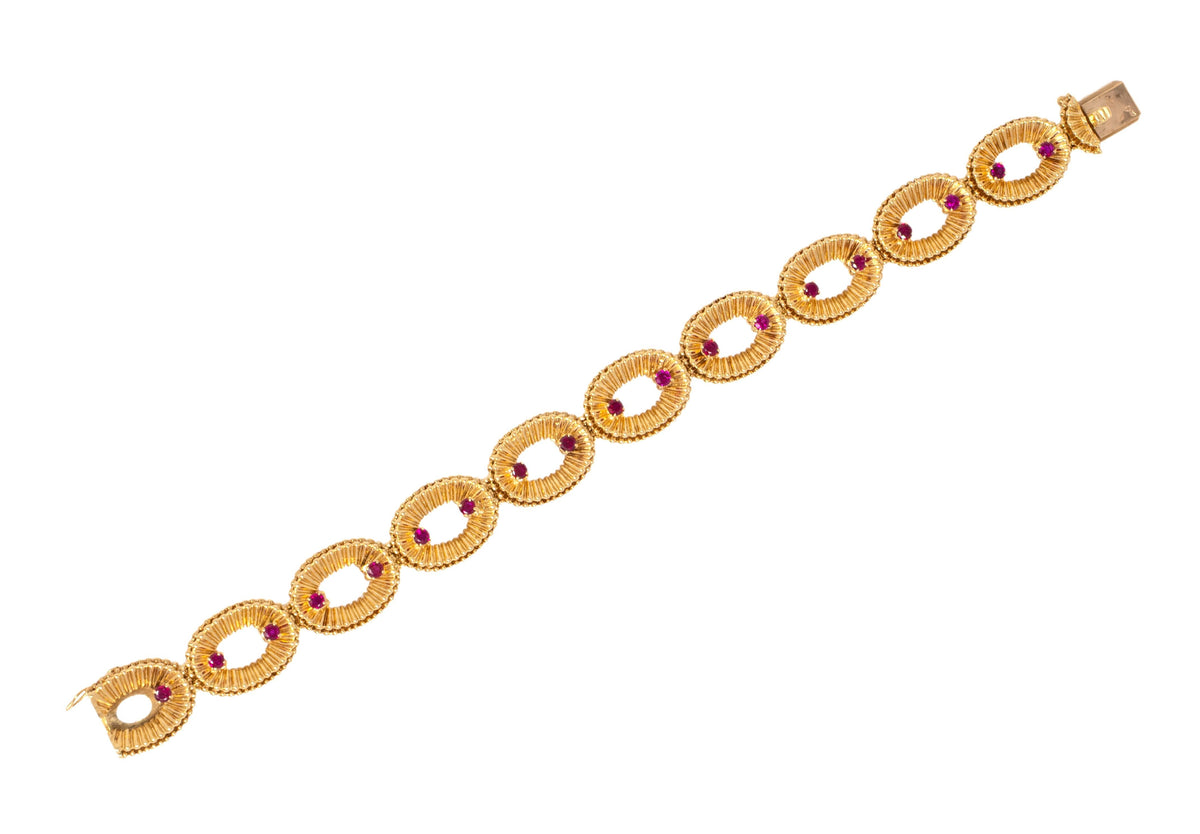 Van Cleef & Arpels French 1950's Ruby 18K Yellow Gold Vintage Link Bracelet
