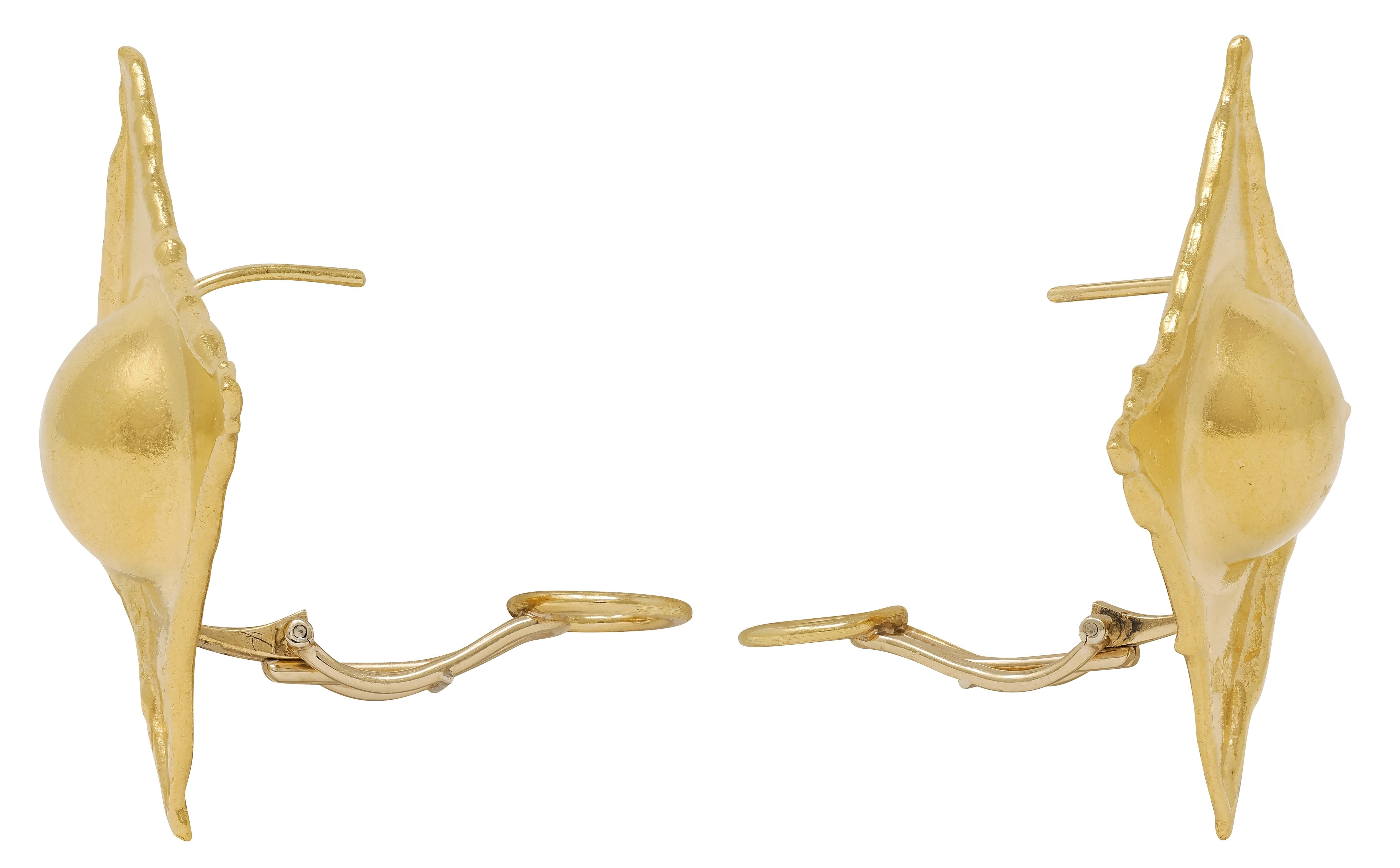 Jean Mahie 1990's 22 Karat Yellow Gold Domed Star Vintage Earrings