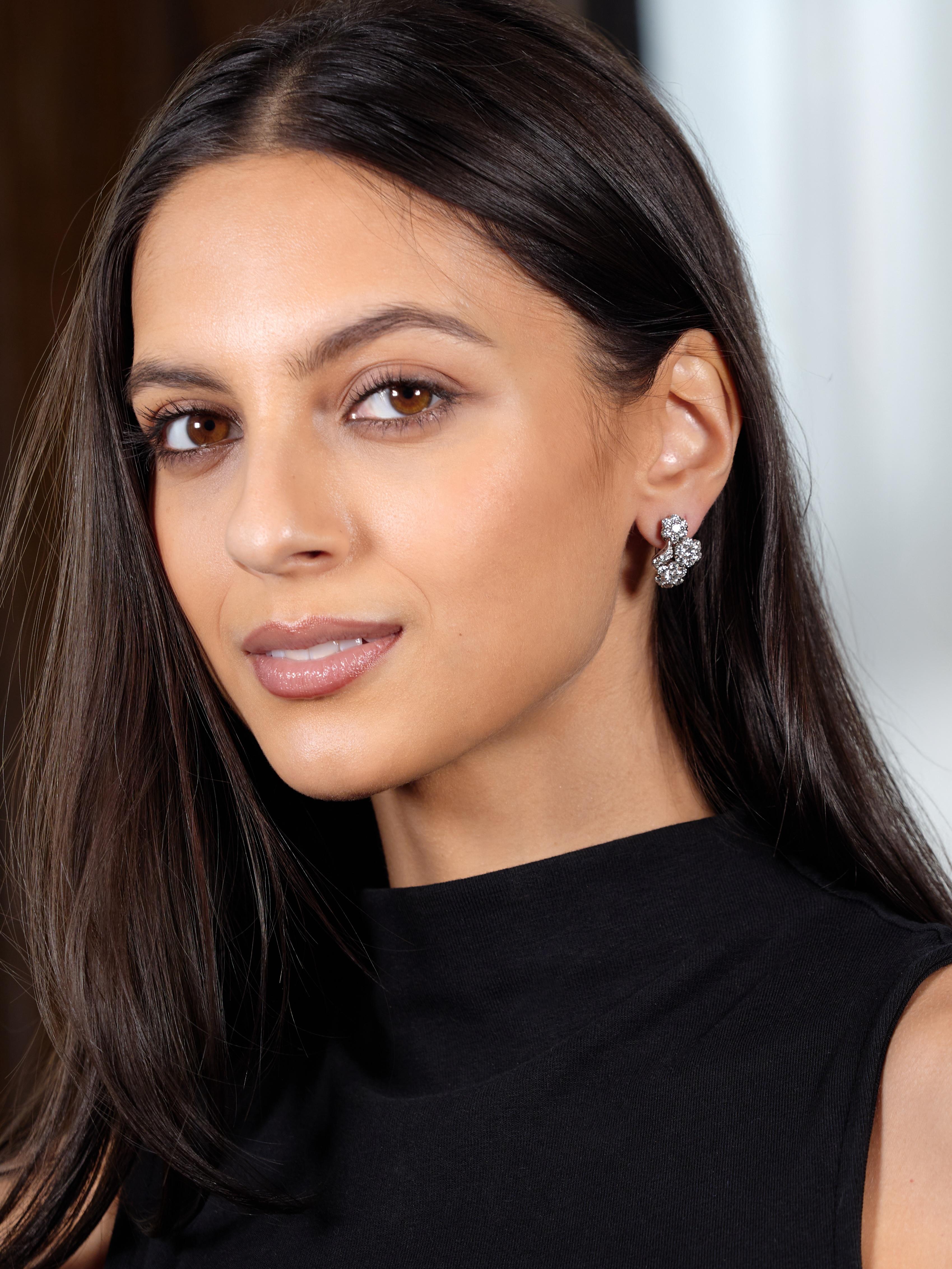 Van Cleef & Arpels 2000s Diamond Platinum Snowflake Cluster Ear-Clip Earrings