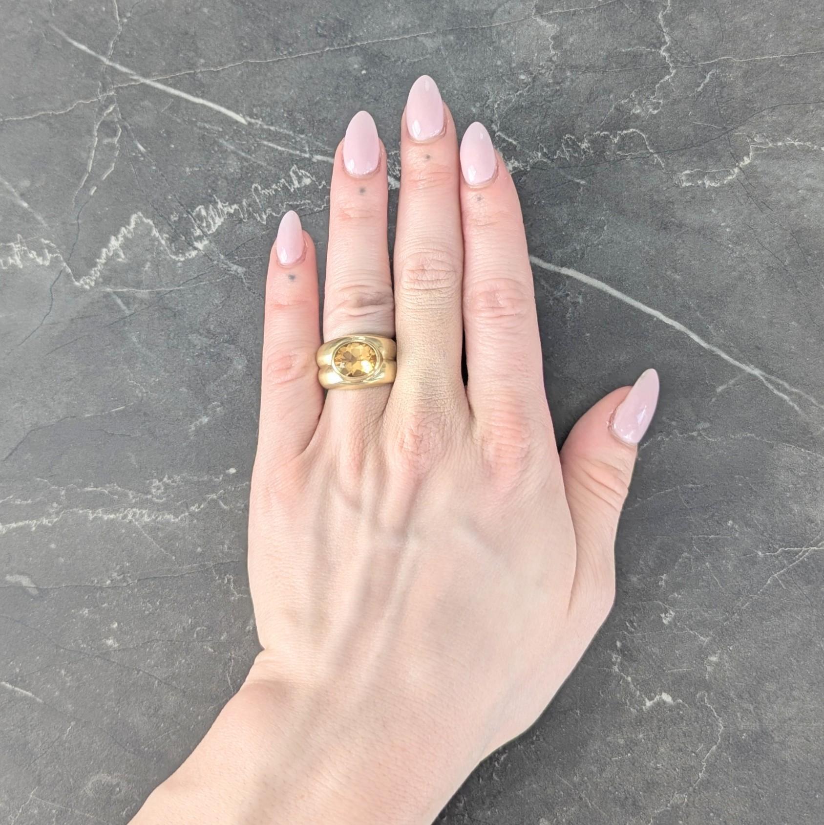 Tiffany & Co. 1980's 3.20 CTW Citrine 18 Karat Yellow Gold Puffy Vintage Ring