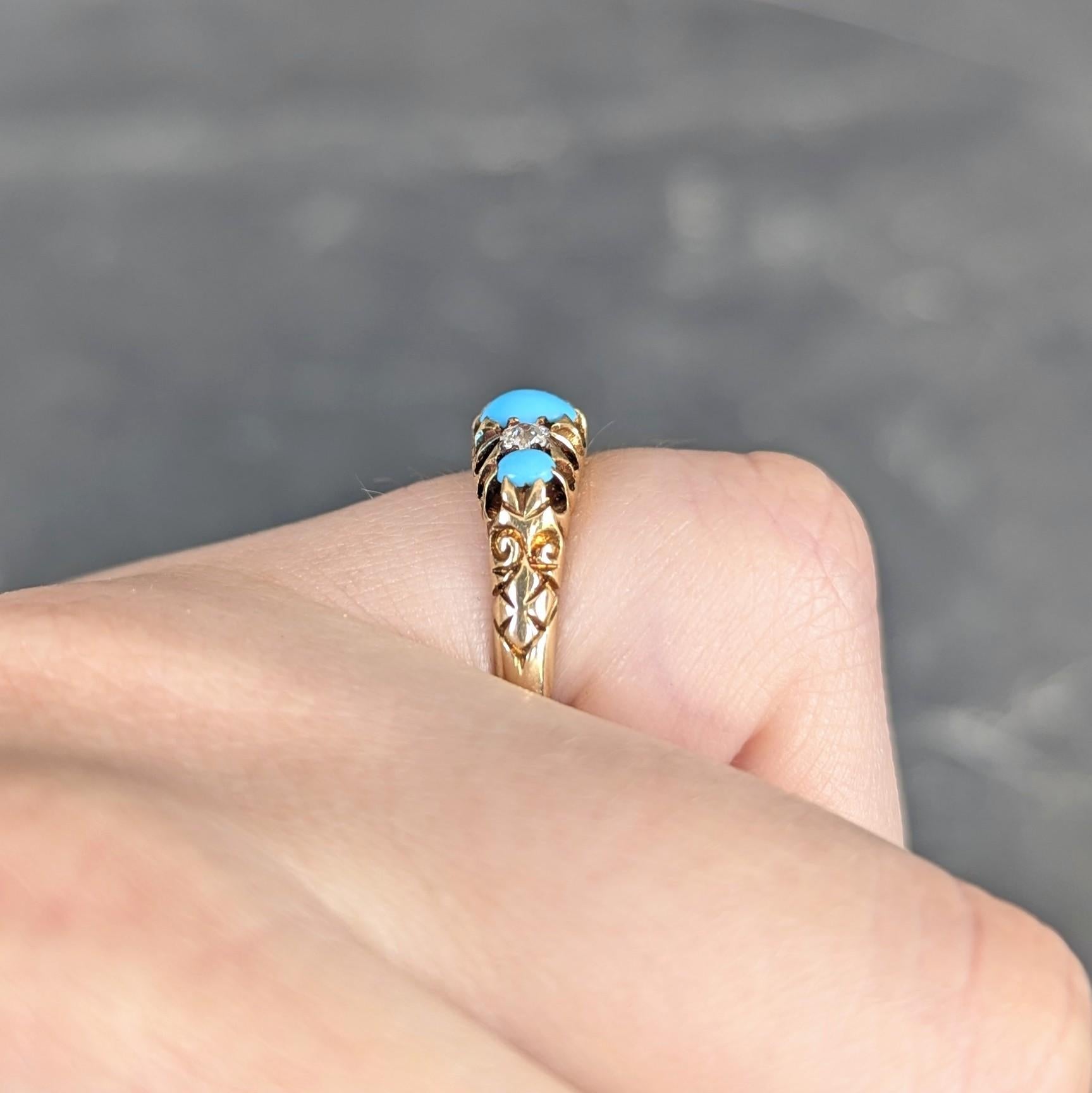1919 Turquoise Diamond 18 Karat Yellow Gold Antique Five Stone Band Ring
