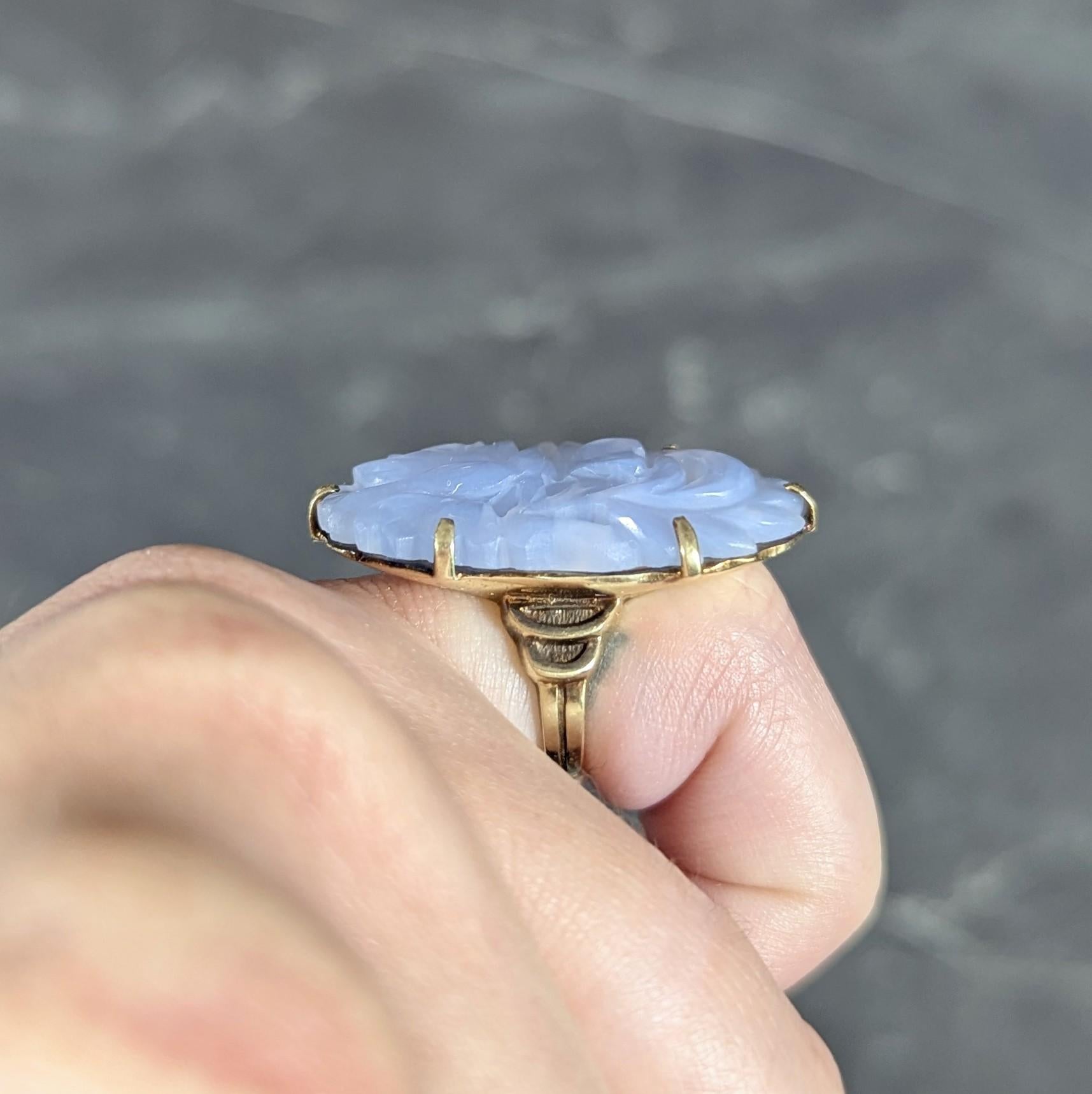Early Art Deco Blue Chalcedony 14 Karat Yellow Gold Antique Flower Ring