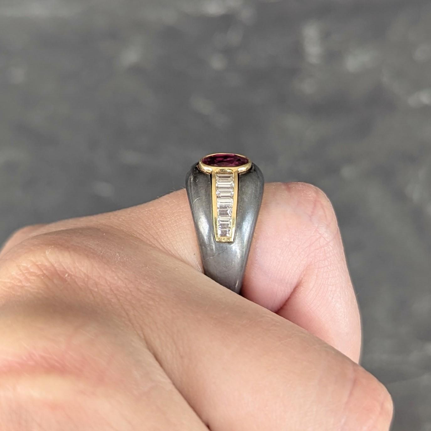 1980's 1.54 CTW Ruby Diamond Hematite 18 Karat Yellow Gold Vintage Ring GIA