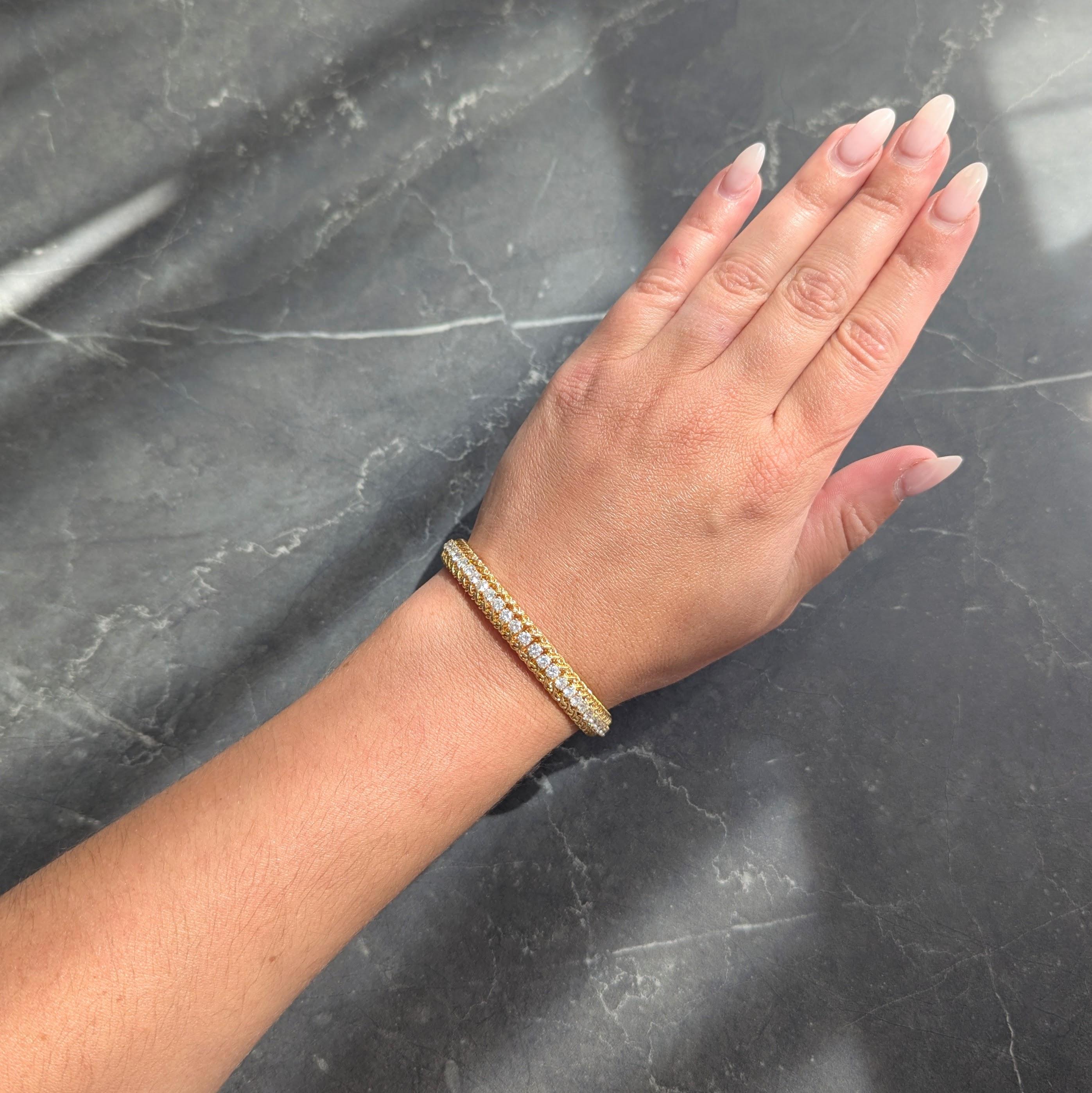 Oscar Heyman 5.80 CTW Diamond 18 Karat Yellow Gold Vintage Woven Line Bracelet