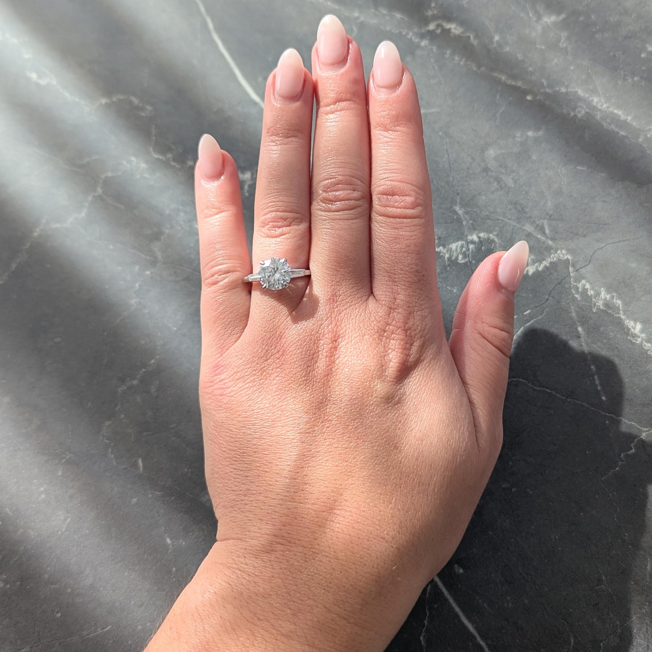 Mid-Century 2.88 CTW Diamond Platinum Vintage Three Stone Engagement Ring GIA