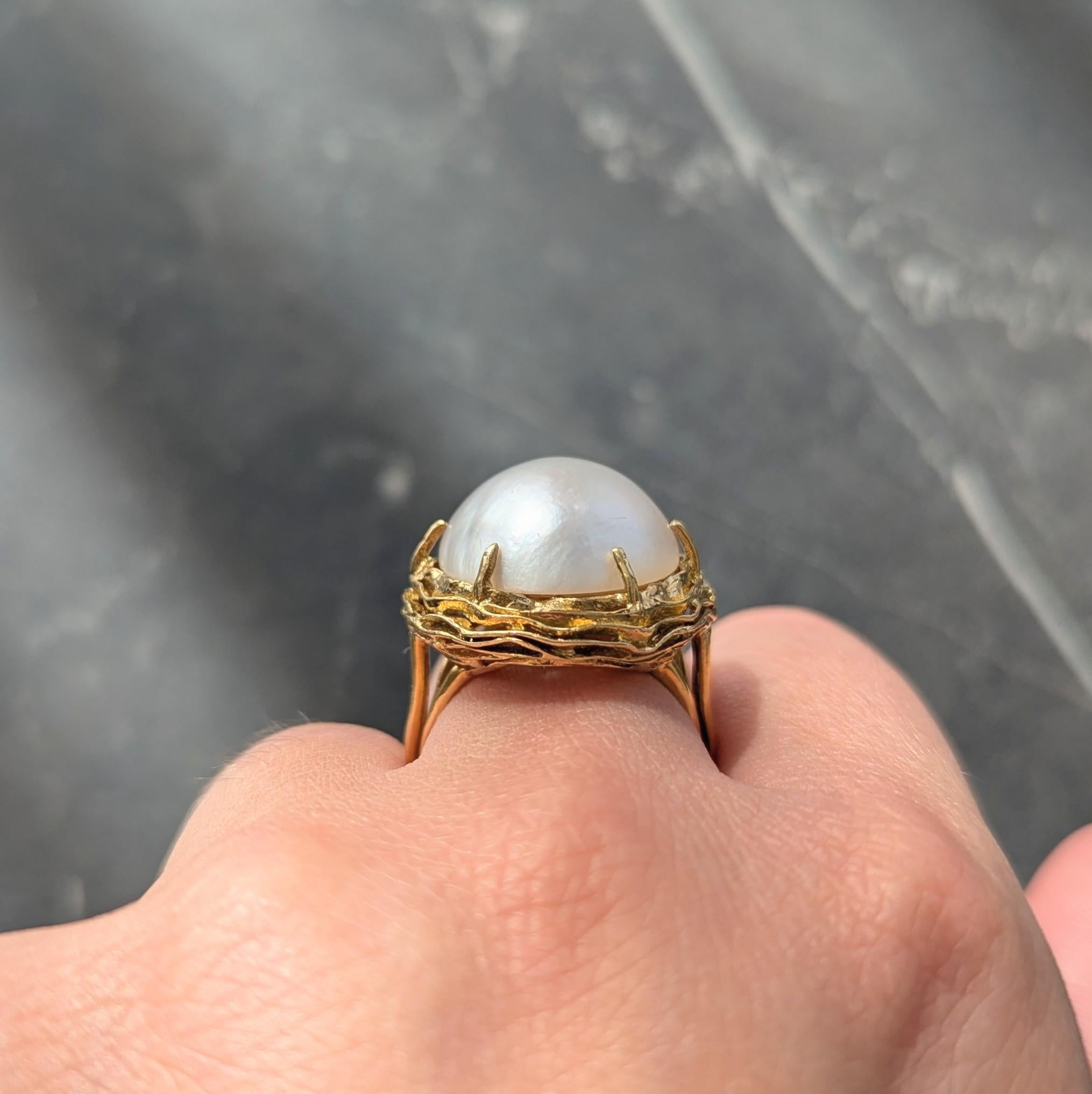 Tiffany & Co. 1960's Mabé Pearl 18 Karat Yellow Gold Vintage Nest Ring