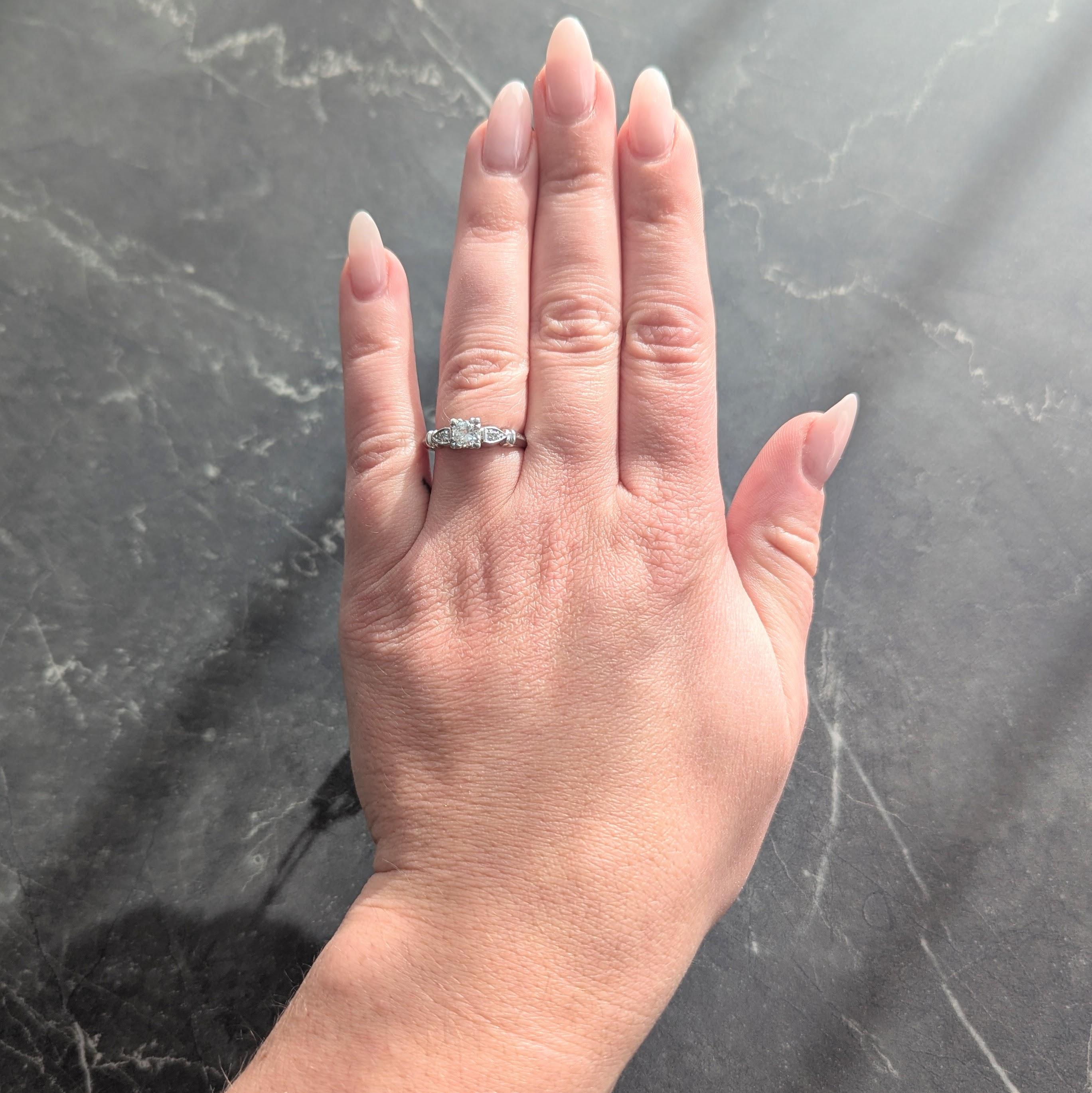 Retro 0.38 CTW Transitional Diamond Platinum Vintage Knife Edge Engagement Ring