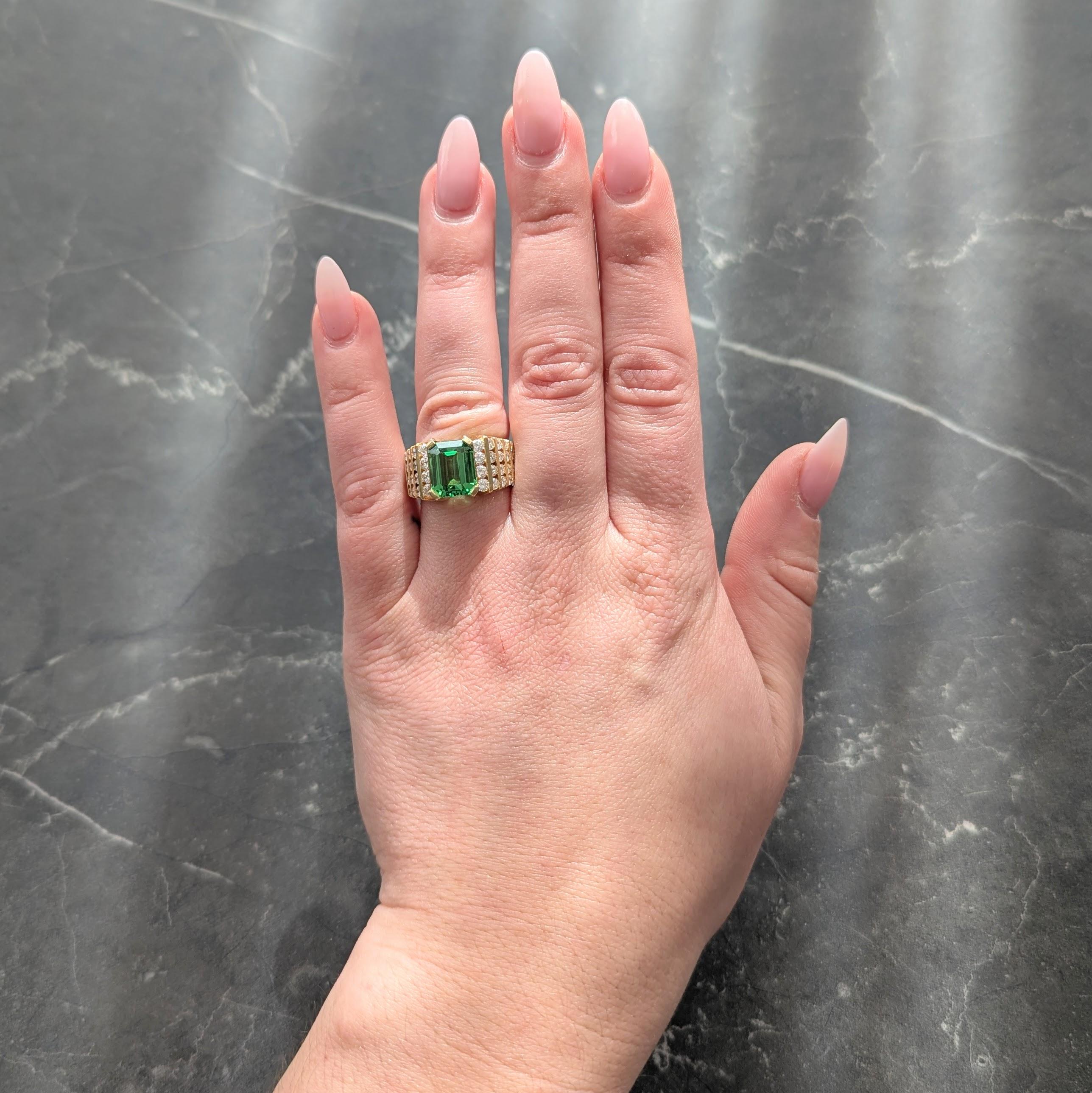 1970's 4.59 CTW Tsavorite Garnet Diamond 18K Yellow Gold Stepped Vintage Ring