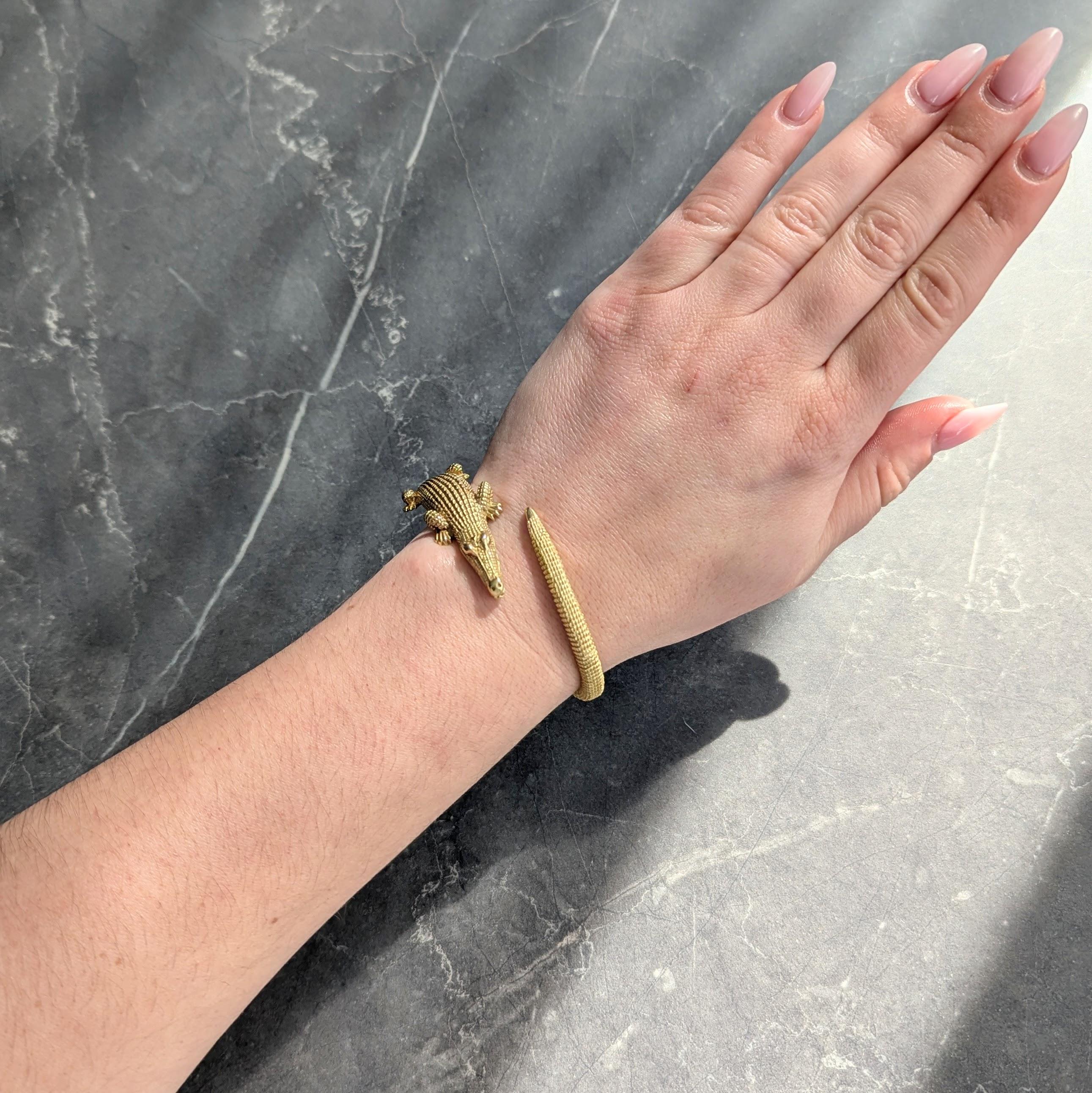 Kieselstein-Cord 2000 18 Karat Yellow Gold Alligator Bypass Cuff Bracelet