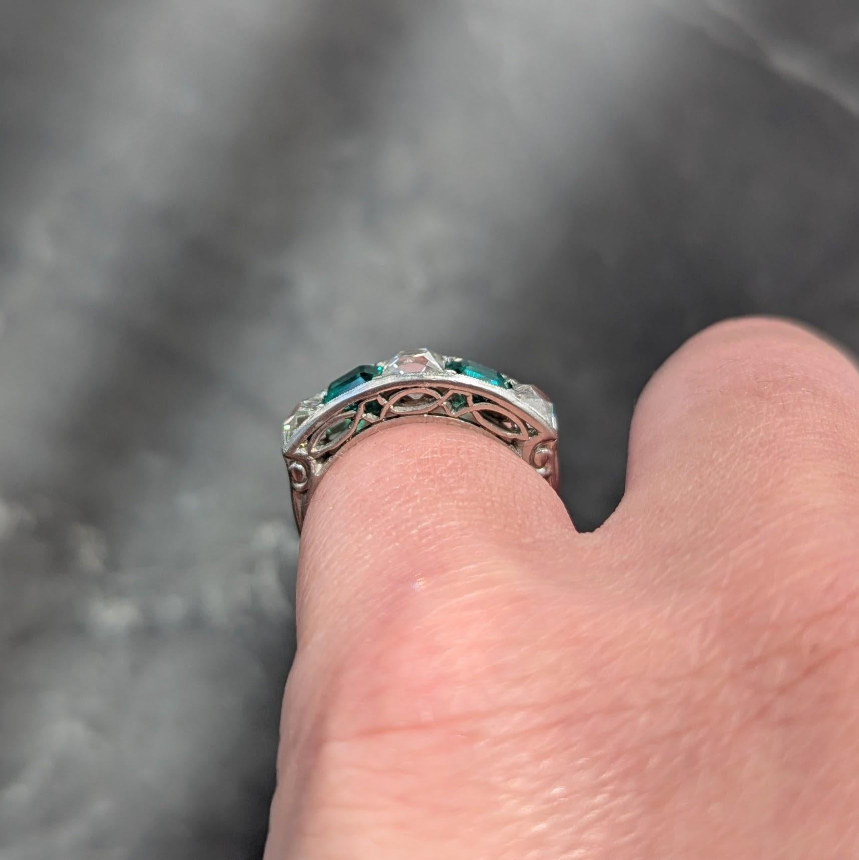 Tiffany & Co. Art Deco French Cut Diamond Emerald Platinum Vintage Band Ring