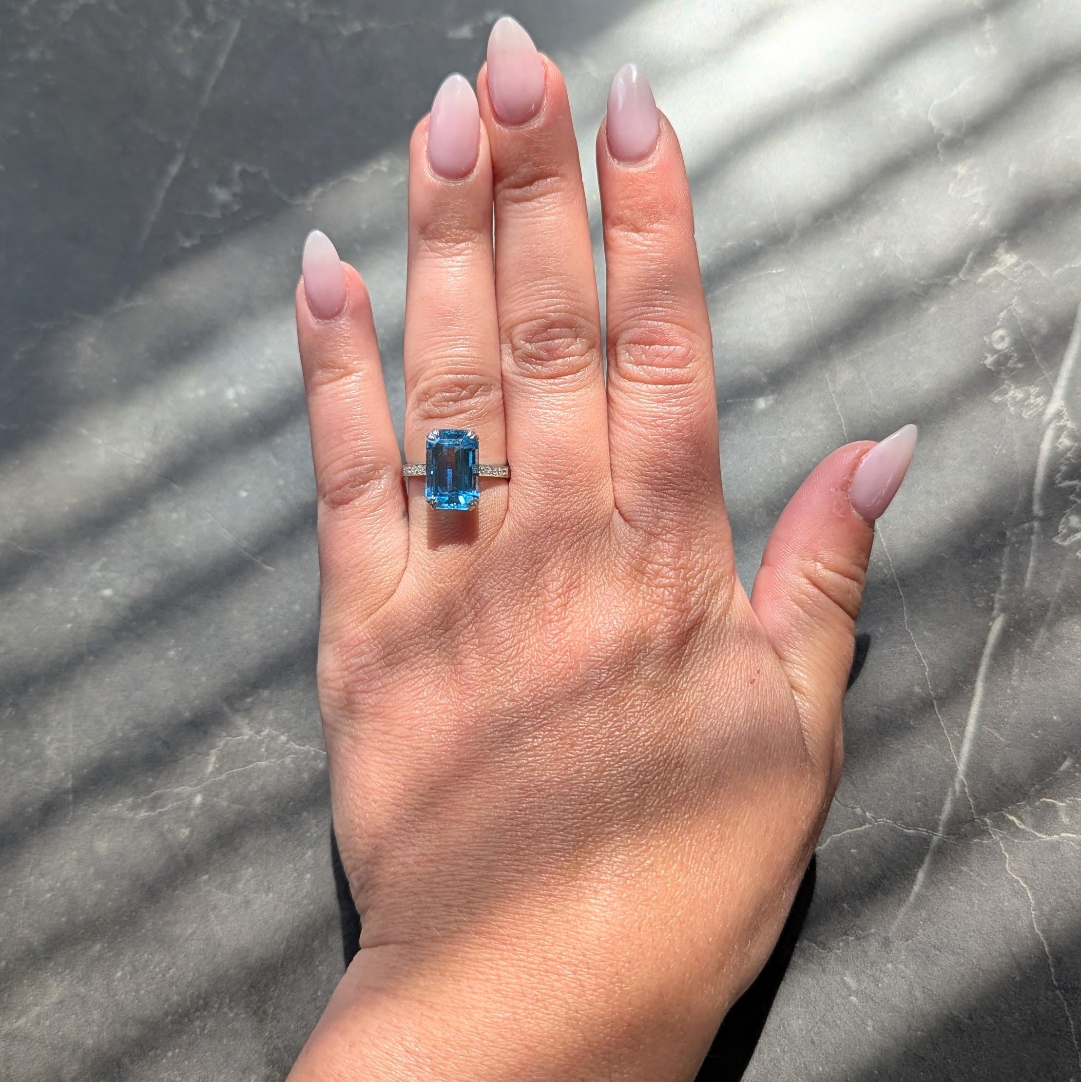 Mid-Century 4.55 CTW Aquamarine Diamond Platinum Vintage Cocktail Ring