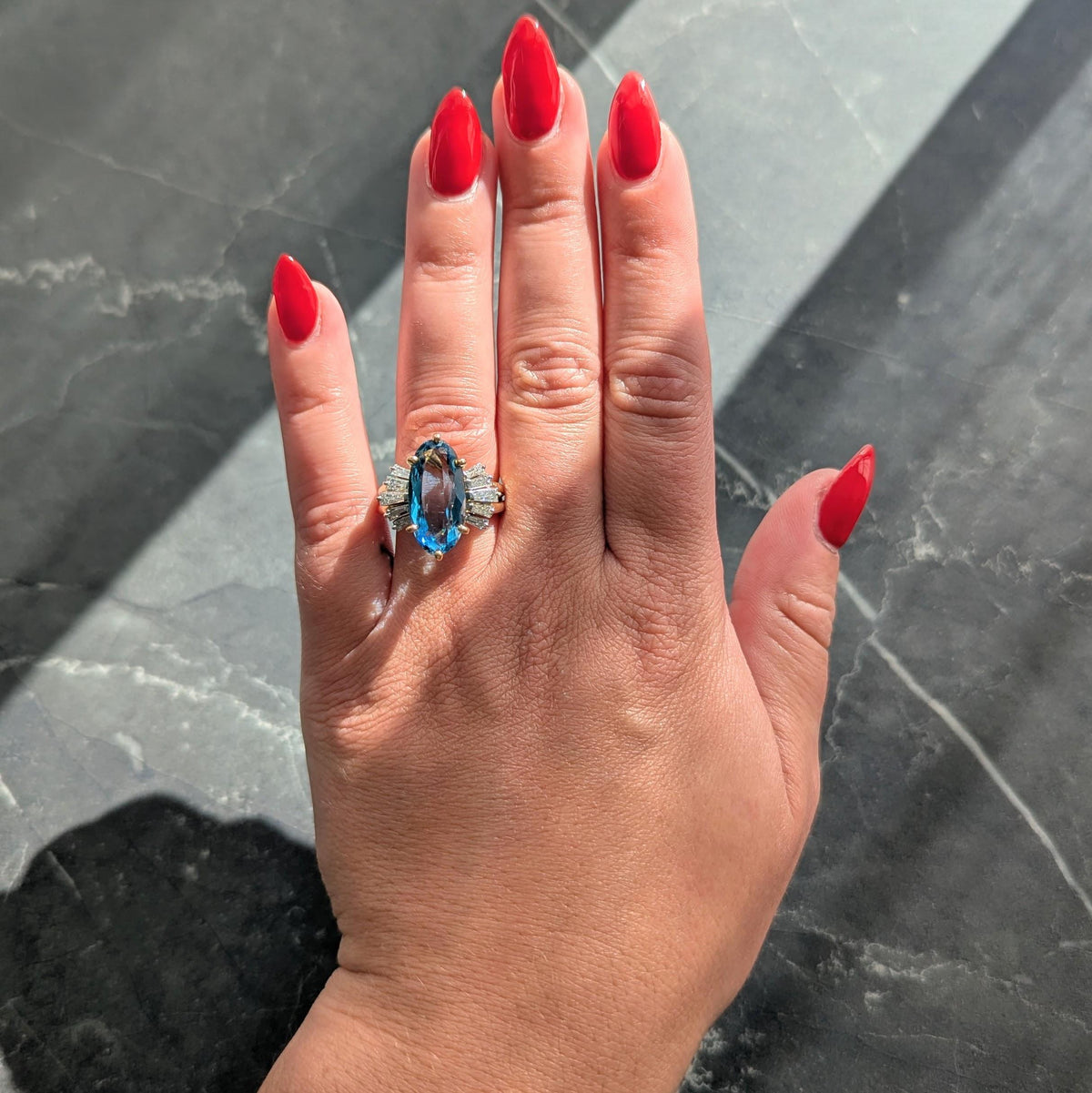Oscar Heyman Aquamarine Diamond 18K Yellow Gold Platinum Vintage Cocktail Ring