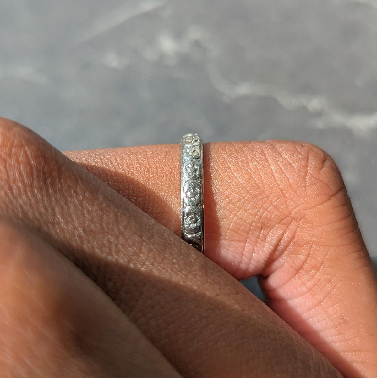 Belais Art Deco 18 Karat White Gold Vintage Orange Blossom Wedding Band Ring