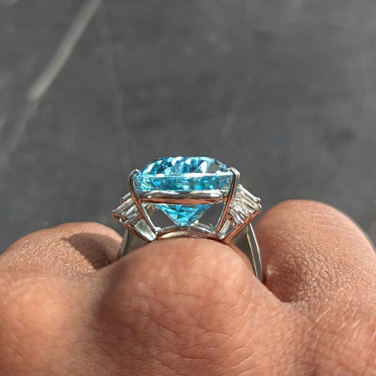 Mid-Century Diamond Aquamarine 18 Karat White Gold Vintage Spray Cocktail Ring